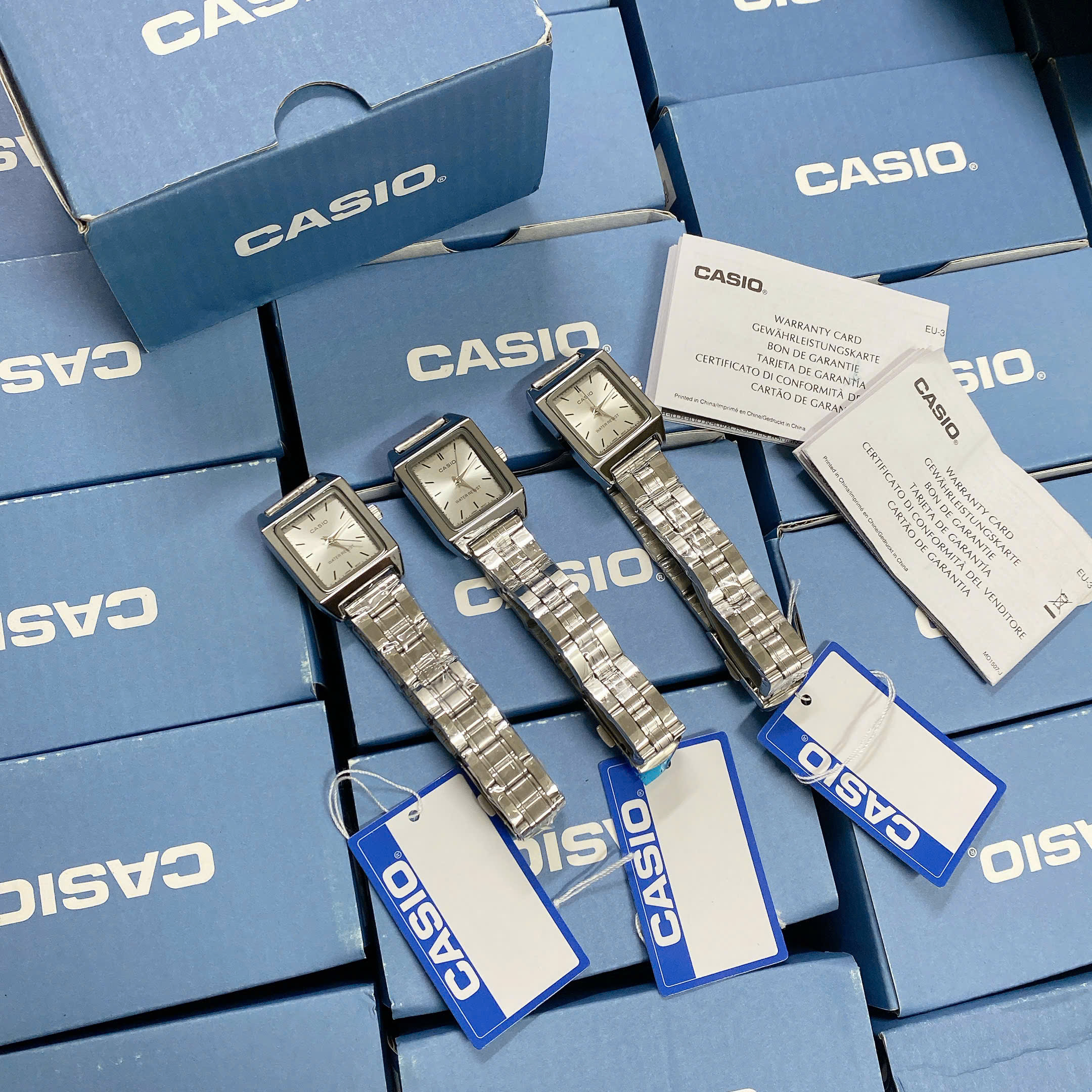 B229 - ĐỒNG HỒ CASIO MẶT CHỮ NHẬT
