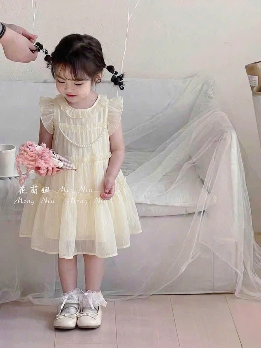 XẢ B246 - VÁY TRẮNG KEM TẦNG CÔNG CHÚA