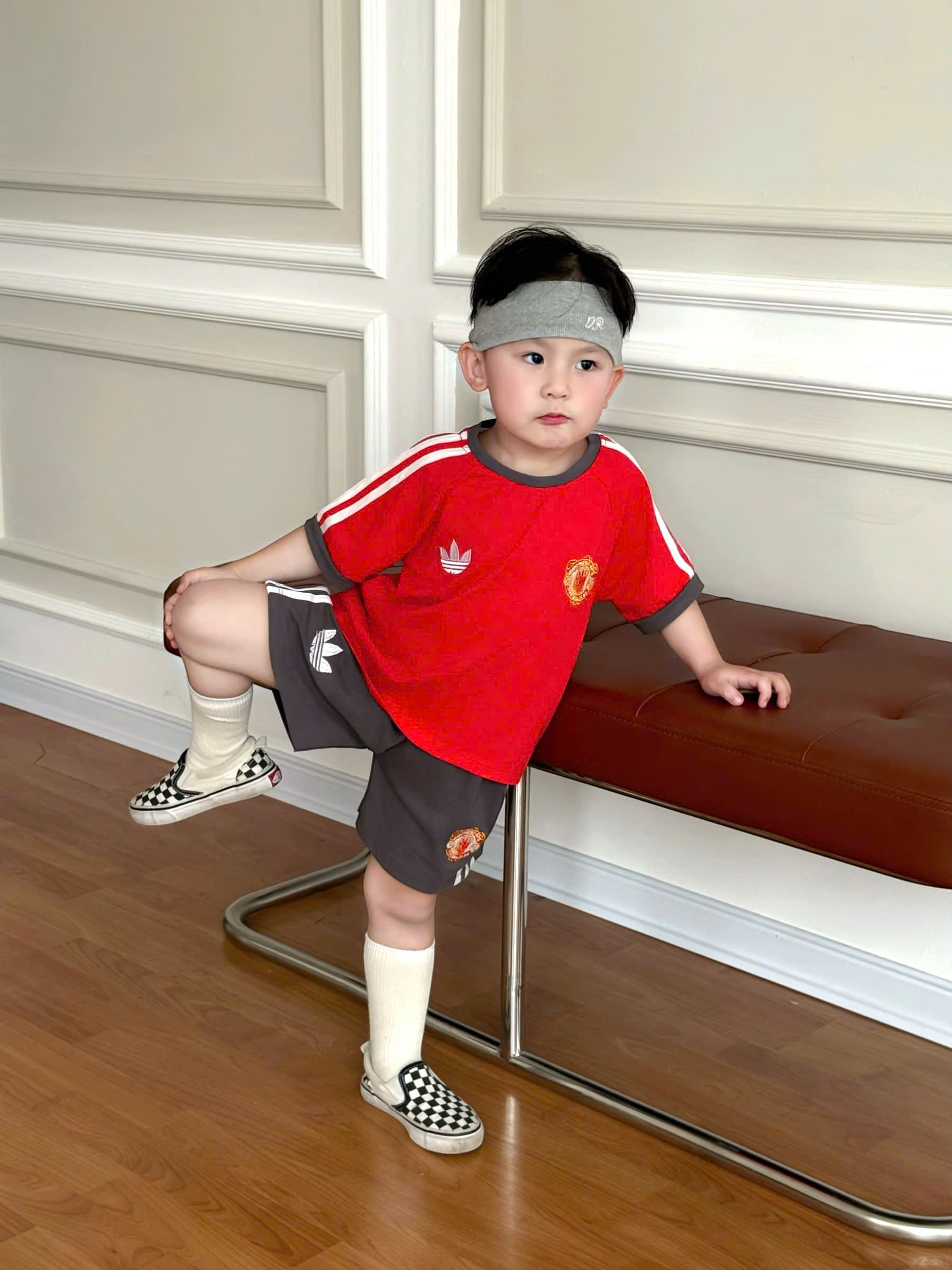 XẢ B256 - SET 2 BỘ ĐÁ BÓNG ĐỎ THAN