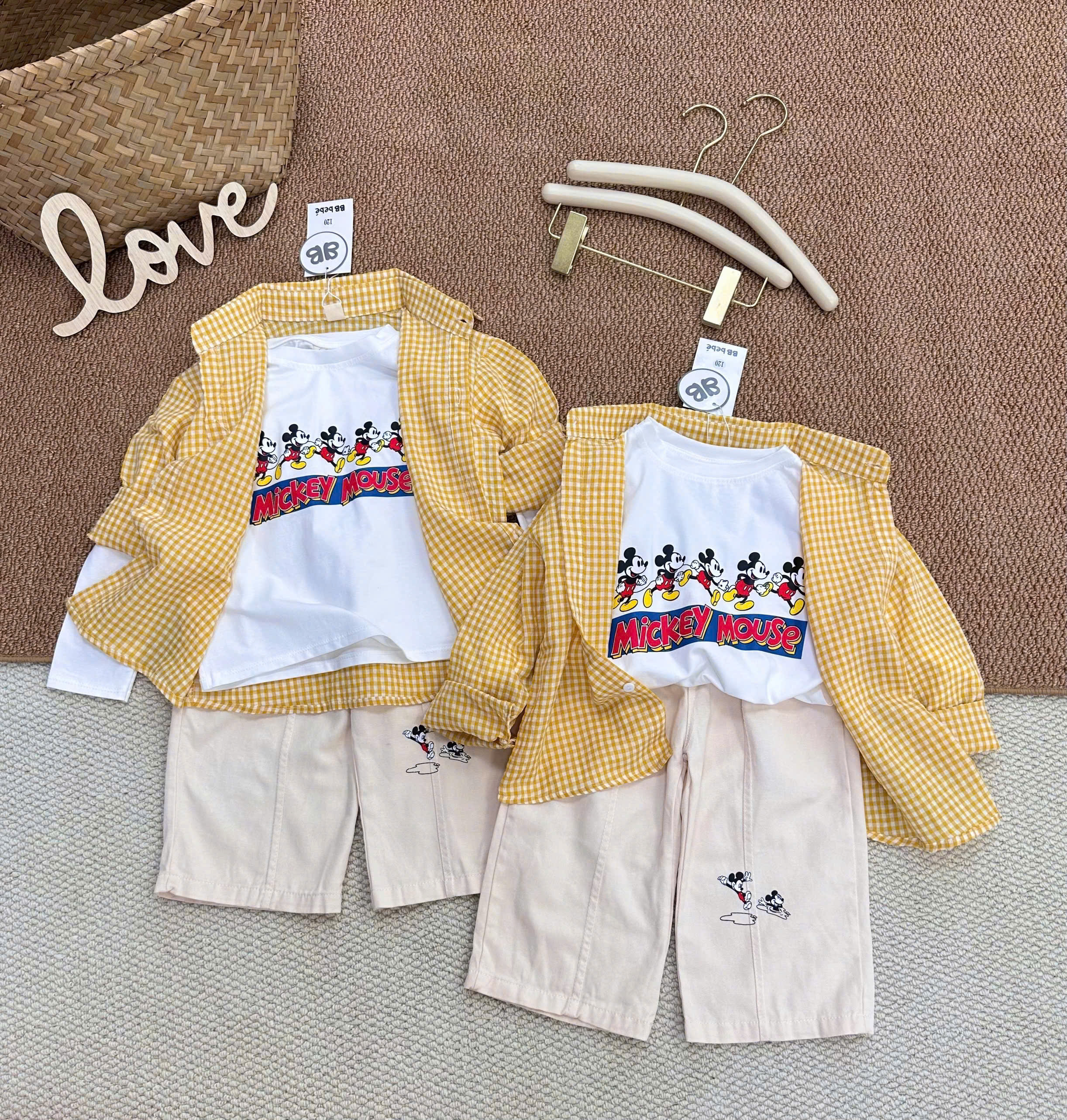 B262 - SERT 3CT MICKY KẺ VÀNG