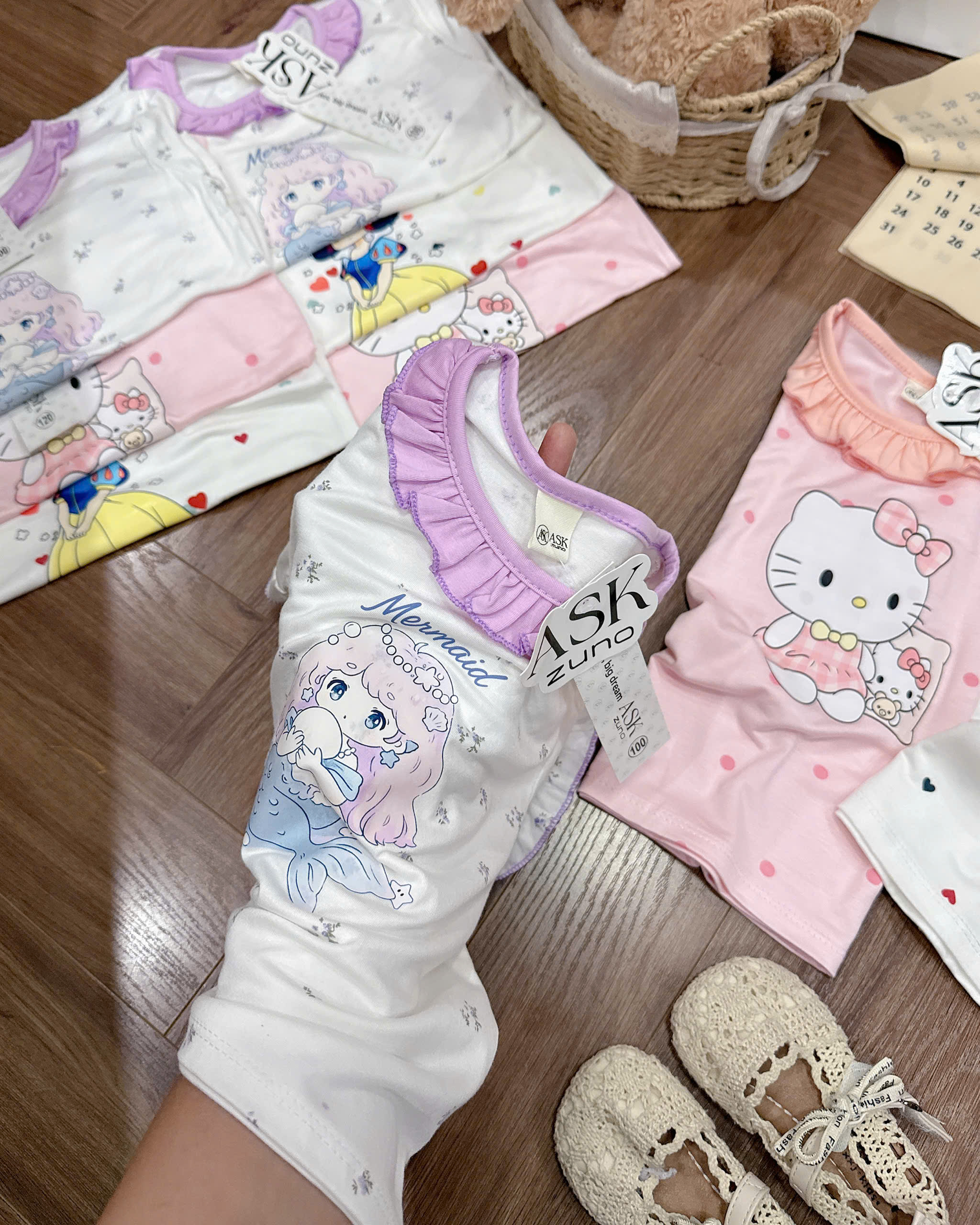 XẢ B271 - SET BỘ CỔ BÈO TIÊN CÁ KITTY BÁCH TUYẾT