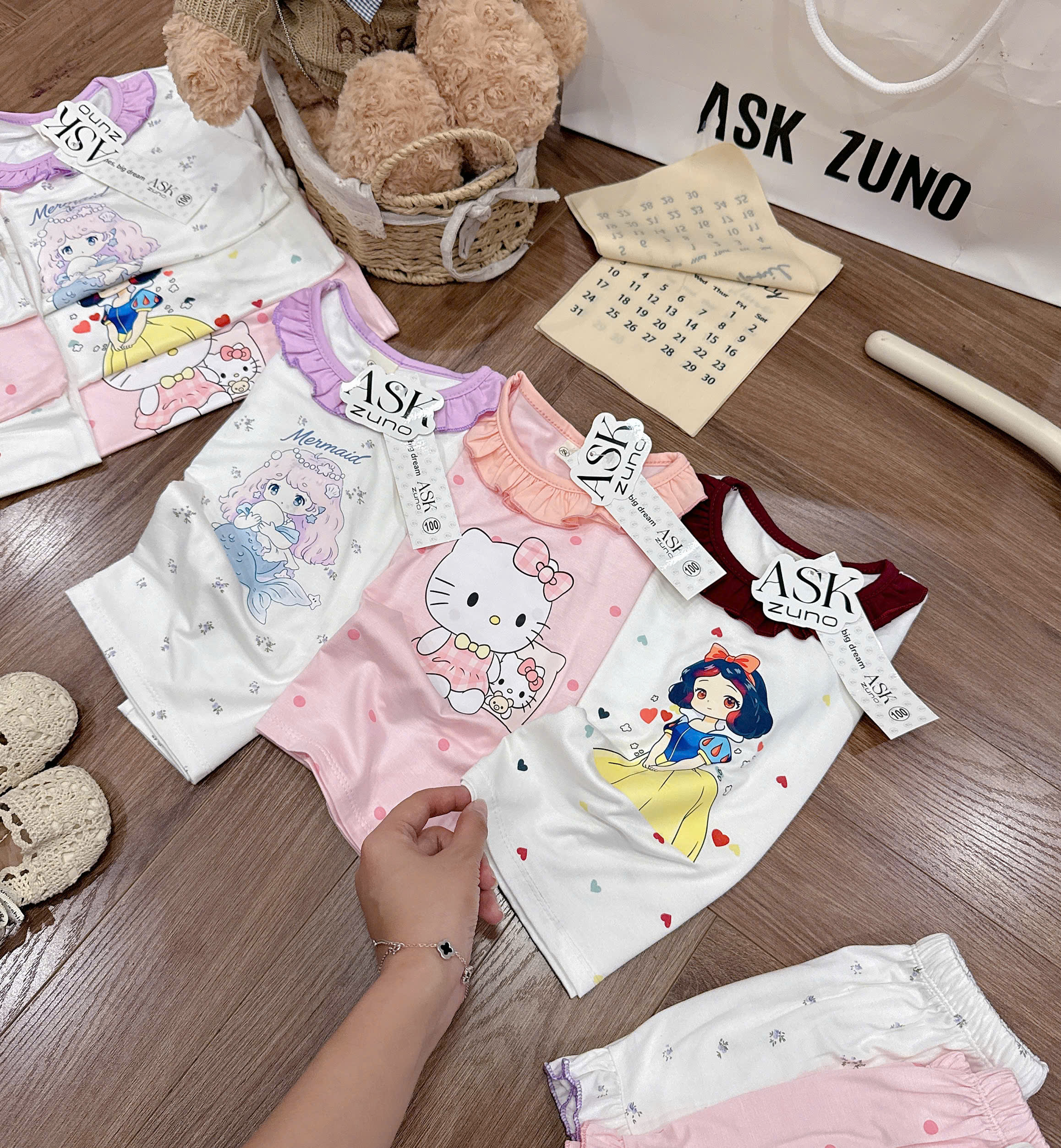 XẢ B271 - SET BỘ CỔ BÈO TIÊN CÁ KITTY BÁCH TUYẾT