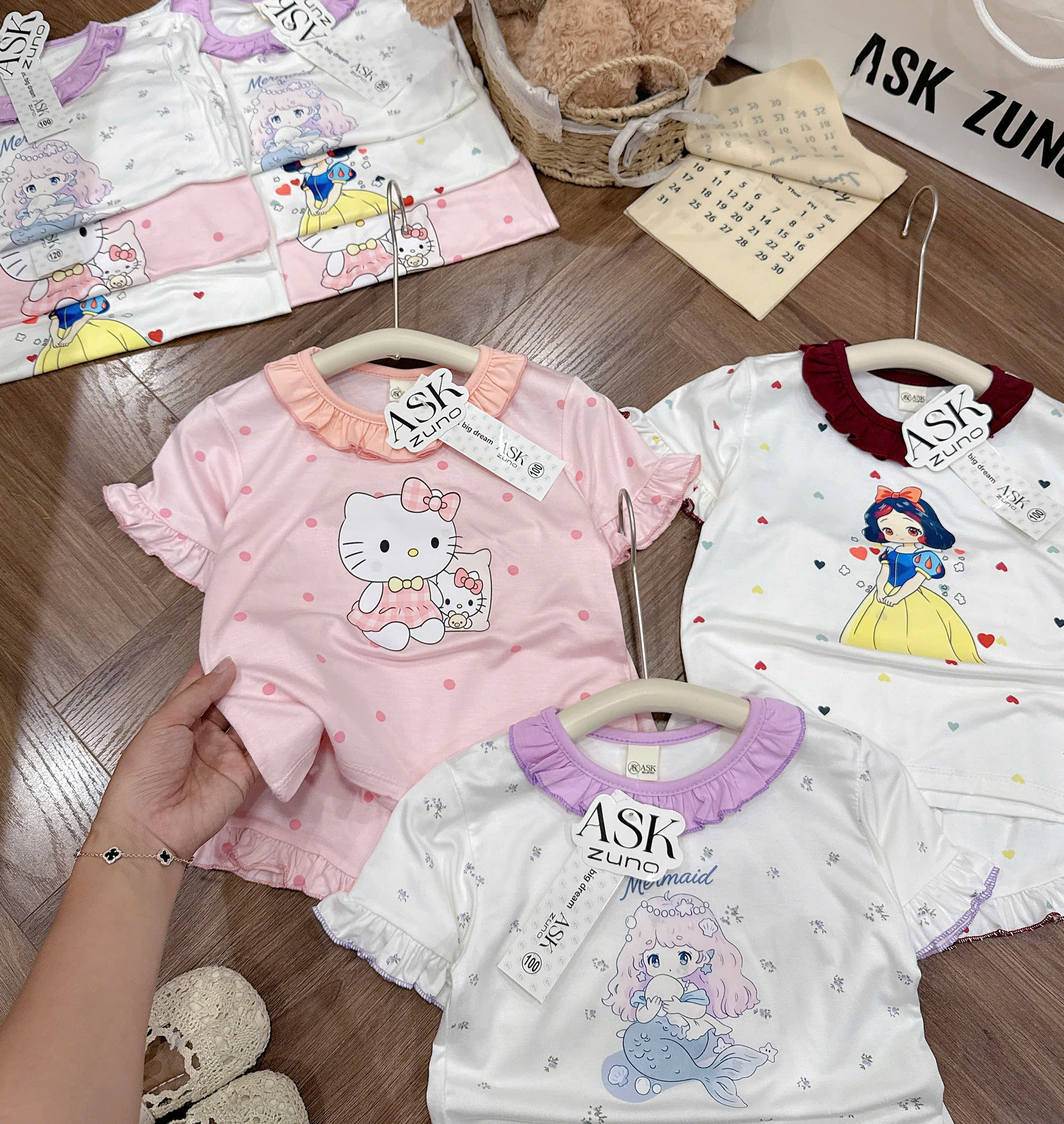 XẢ B271 - SET BỘ CỔ BÈO TIÊN CÁ KITTY BÁCH TUYẾT