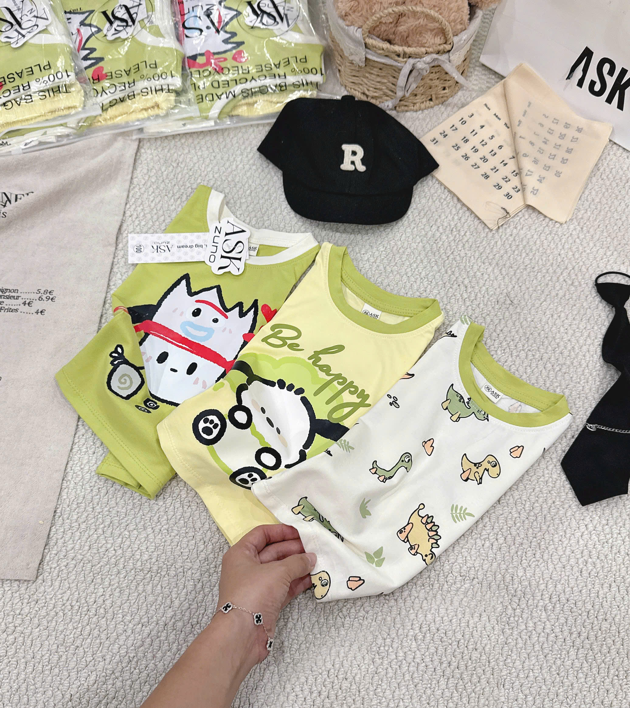XẢ B302 - STE 3 BỘ KHỦNG LONG HOẠT HÌNH MÀU XANH CỐM