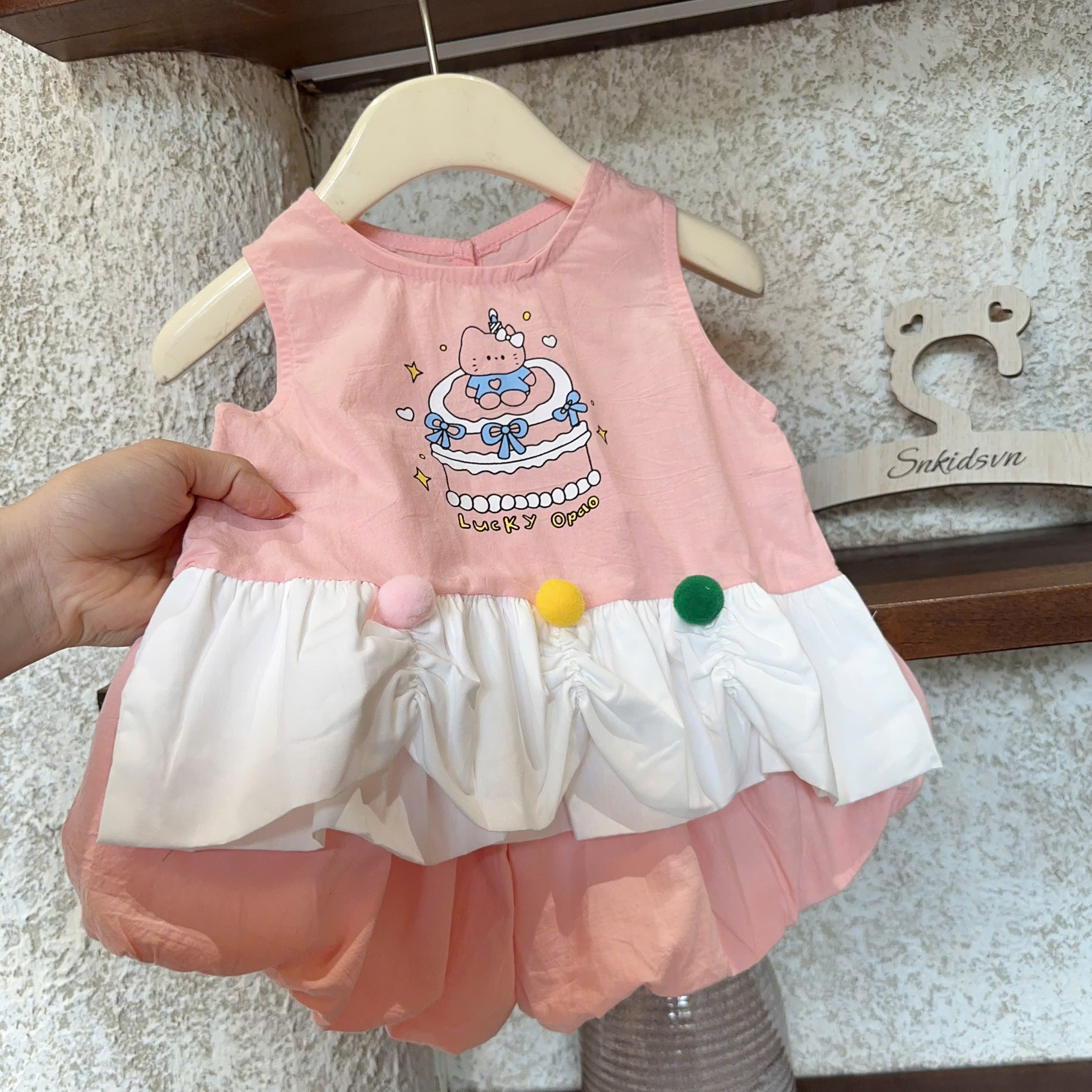 XẢ B340 - SET BỘ BÁNH SINH NHẬT KITTY HÔNG VÀNG