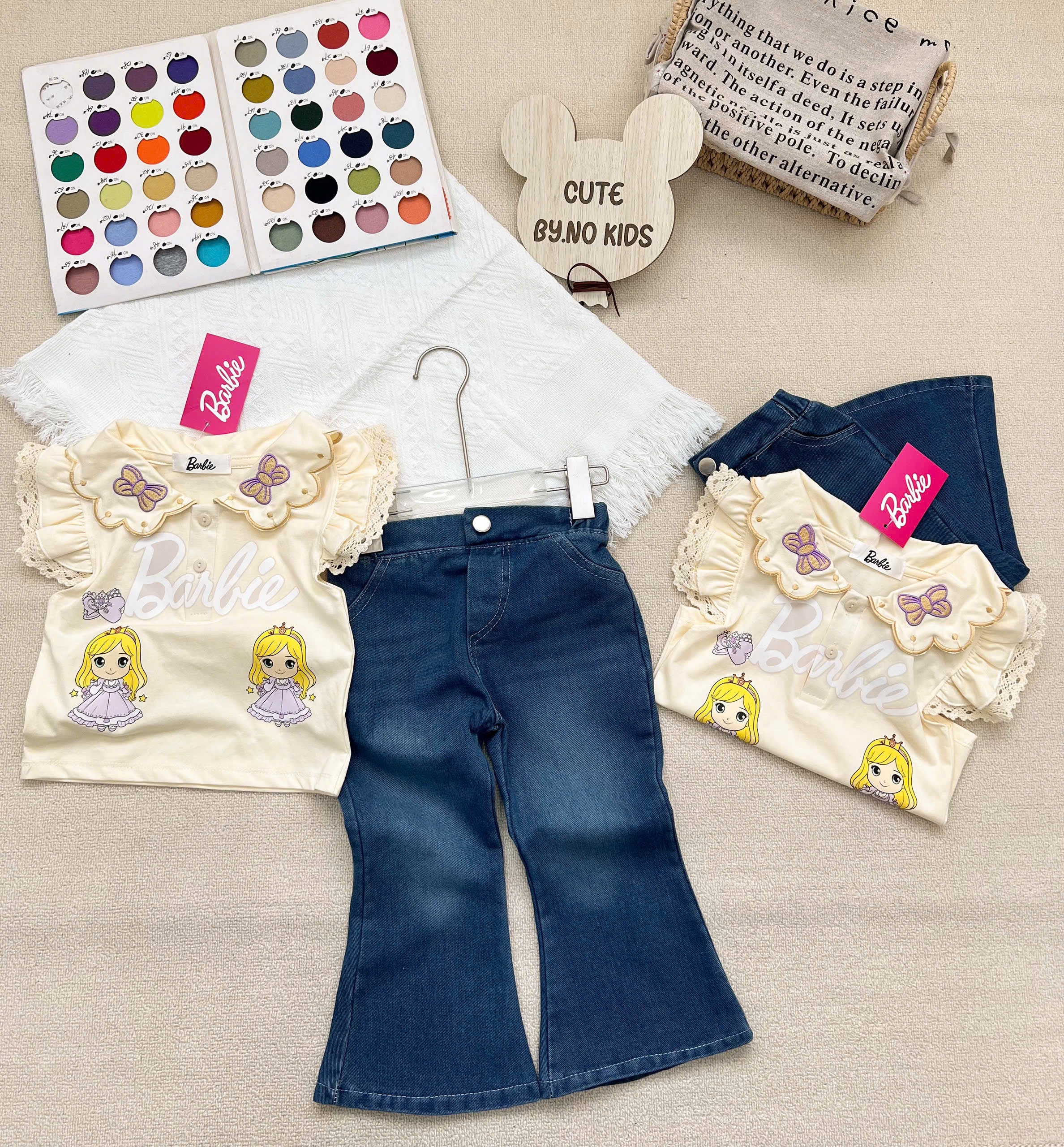 XẢ B349 - SET ÁO VÀNG THÊU NƠ IN HÌNH CÔ GÁI BARBIE