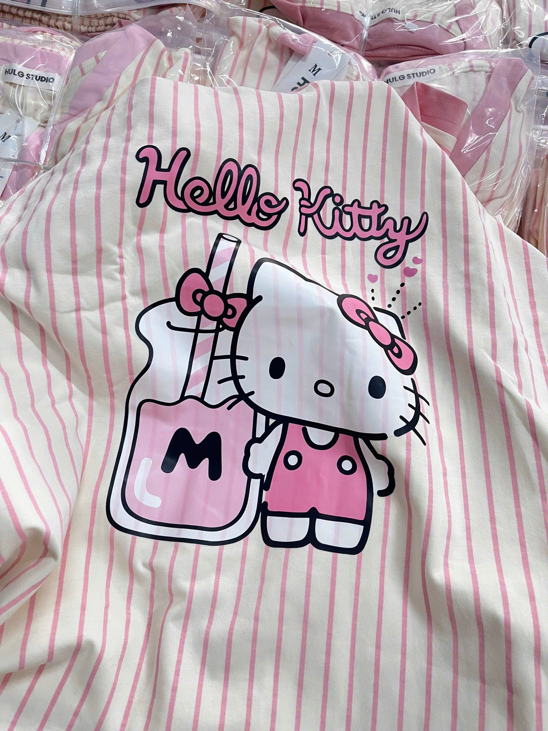 XẢ B359 - SET BỘ NỮ BA LỖ KITTY SỌC HỒNG
