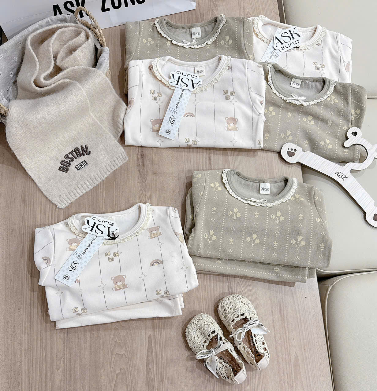 B367 - SET 2 BỘ RÊU BE GẤU HOA