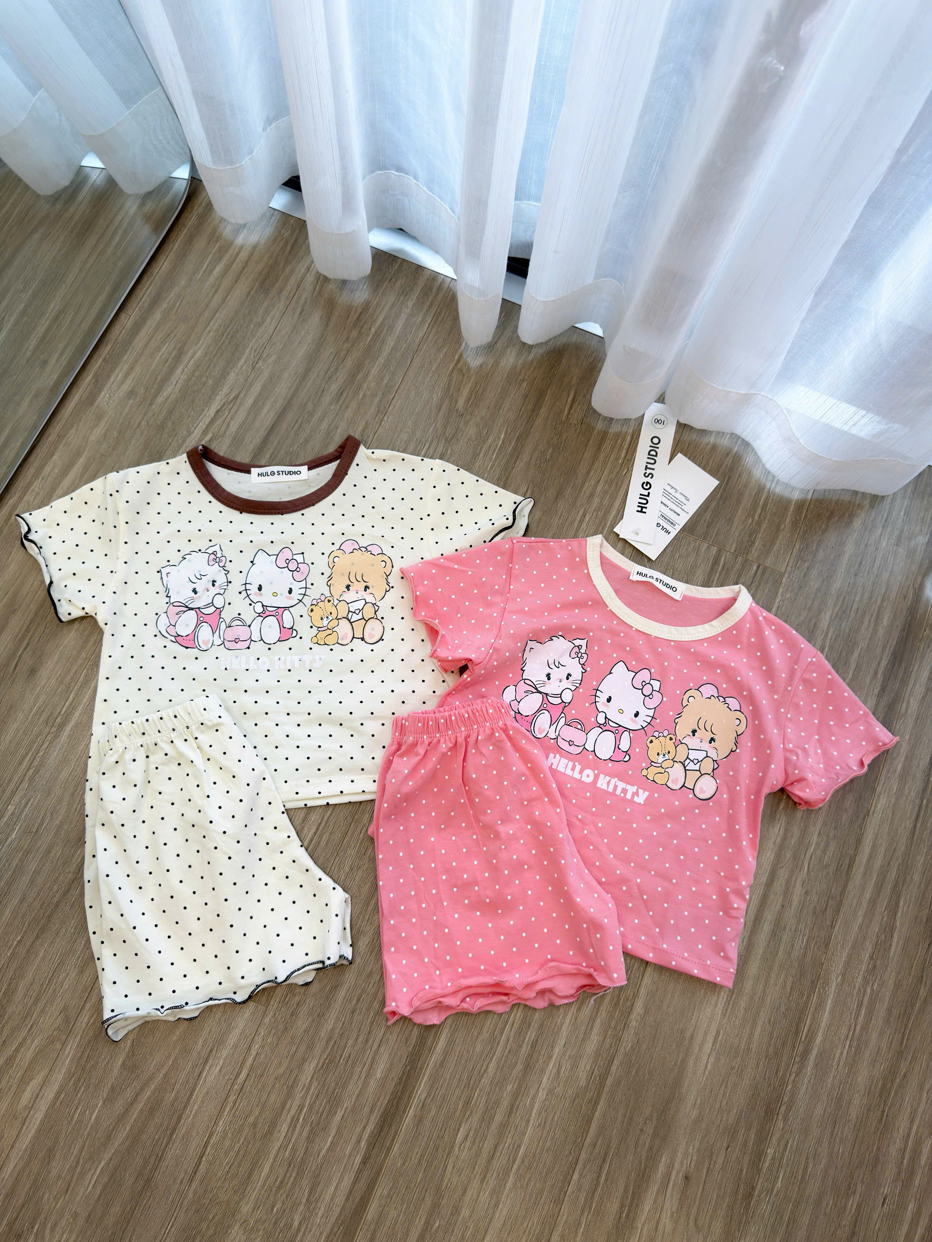 XẢ B371 - SET 2 BỘ KITTY MÈO CHẤM BI TRẮNG HỒNG