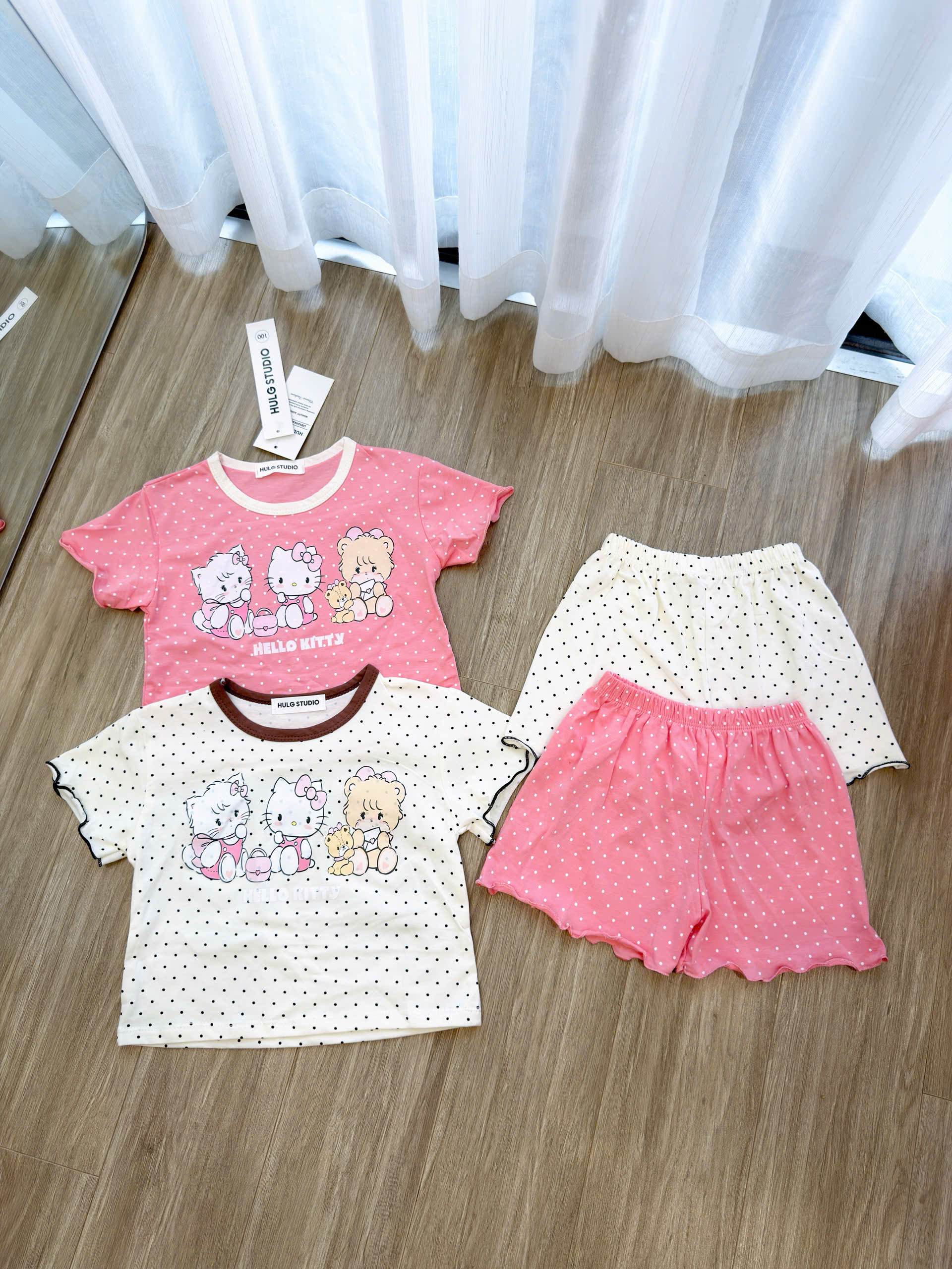 XẢ B371 - SET 2 BỘ KITTY MÈO CHẤM BI TRẮNG HỒNG