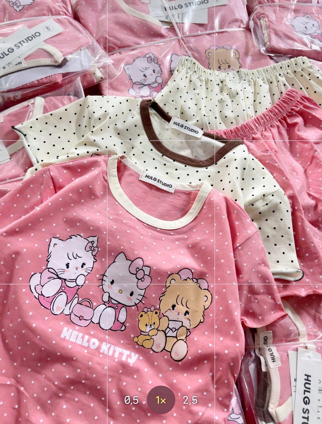 XẢ B371 - SET 2 BỘ KITTY MÈO CHẤM BI TRẮNG HỒNG