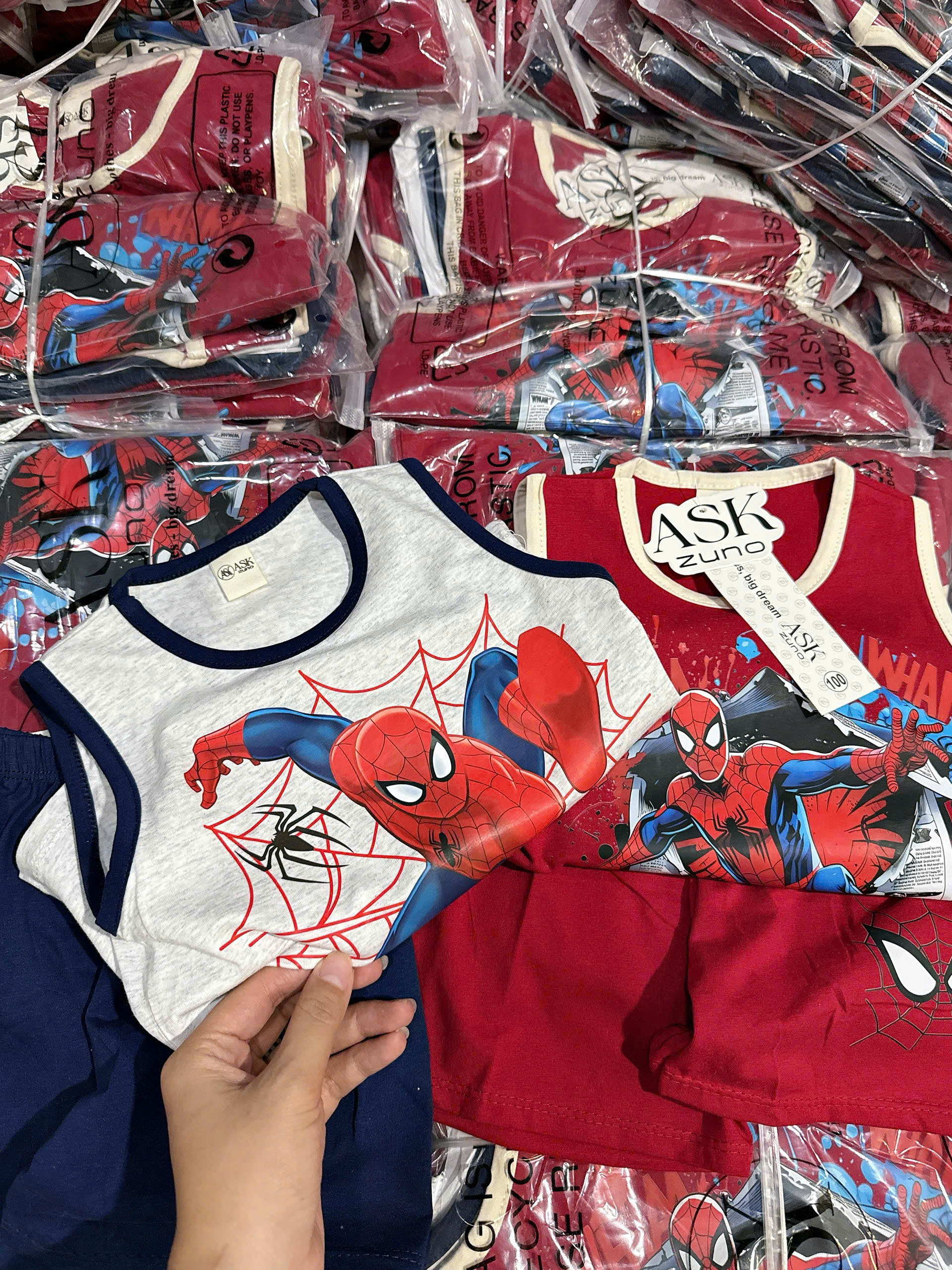 XẢ B379 - SET 2 BỘ BA LỖ SPIDER MEN ĐỎ GHI THAN
