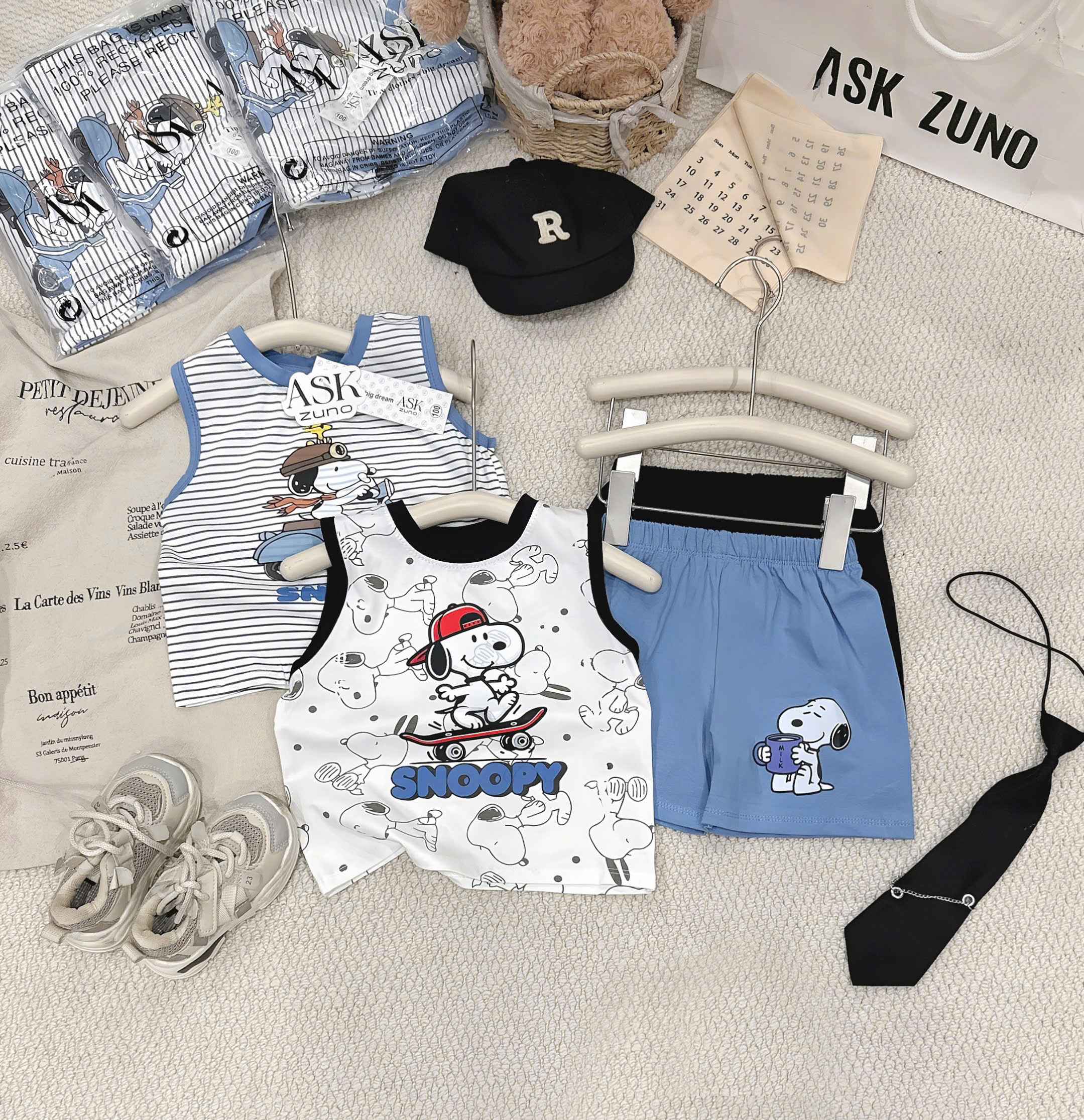 XẢ B391 - SET 2 BỘ SNOOPY ĐEN TRẮNG KẺ XANH