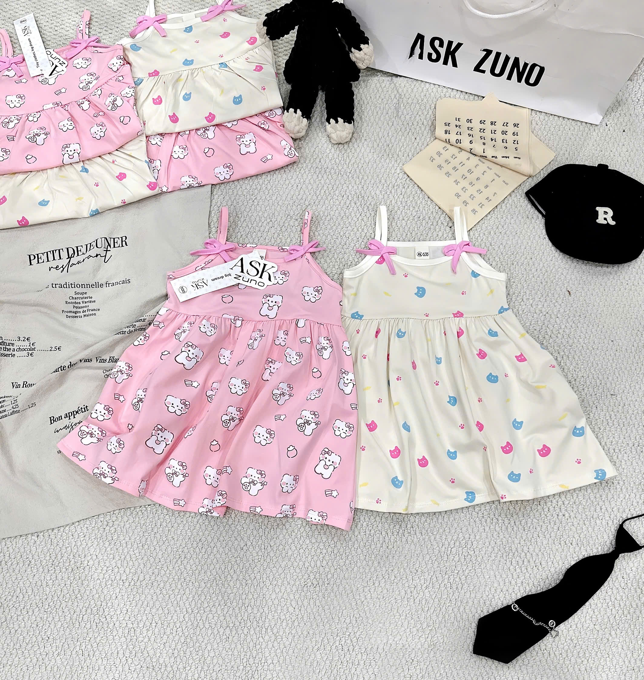 XẢ B457 - SET 2 VÁY 2 DÂY MÈO HỒNG KEM