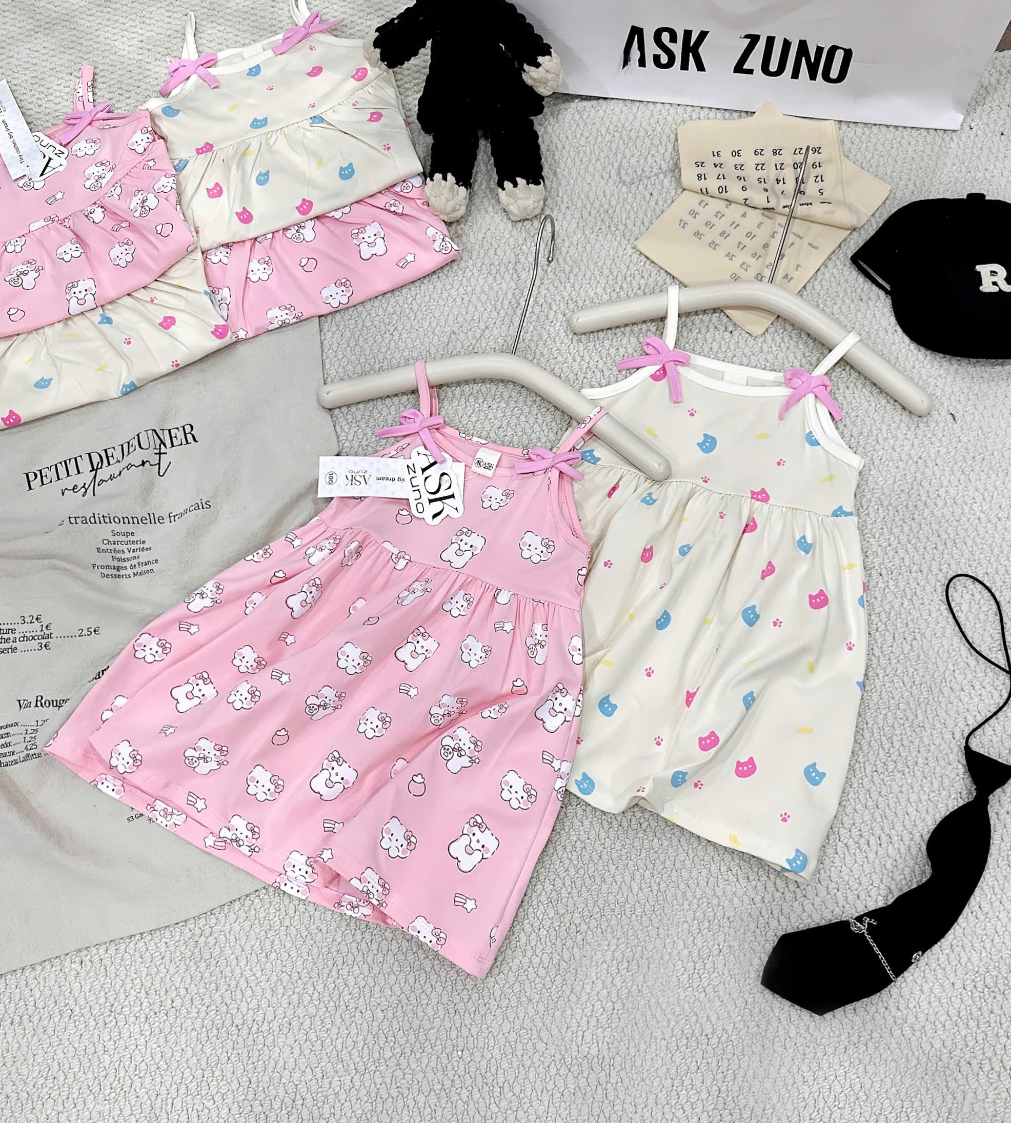 XẢ B457 - SET 2 VÁY 2 DÂY MÈO HỒNG KEM