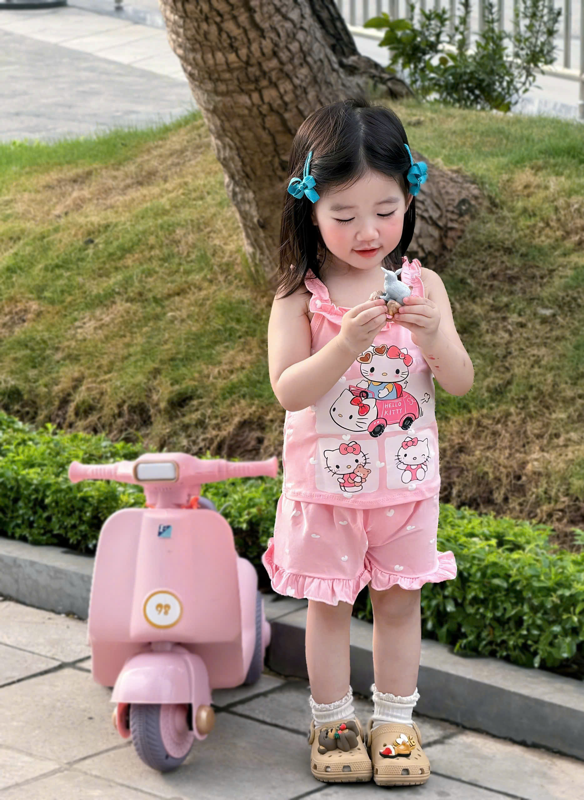 XẢ B458 - SET 2 BỘ MÈO KITTY BÈO HỒNG NÂU BEO