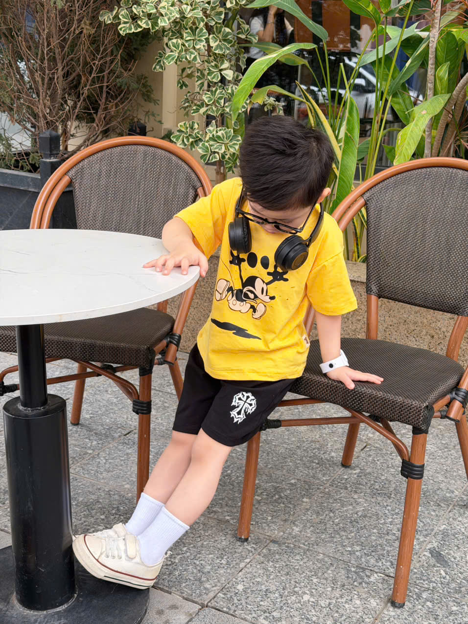 XẢ B498 - SET BỘ MICKEY VÀNG CỘC TAY QUẦN ĐEN