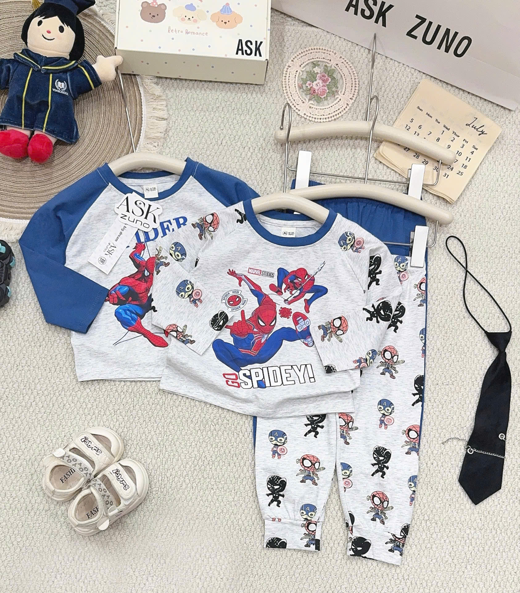 B519 - SET 2 BỘ NGƯỜI NHỆN XANH TIÊU