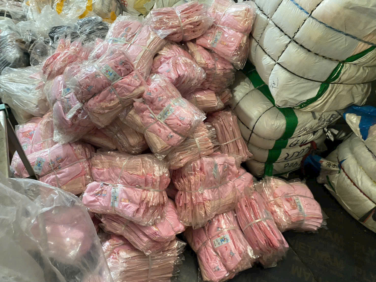 B526 - SET 10 QUẦN CHIP BÉ GÁI THÔNG HƠI
