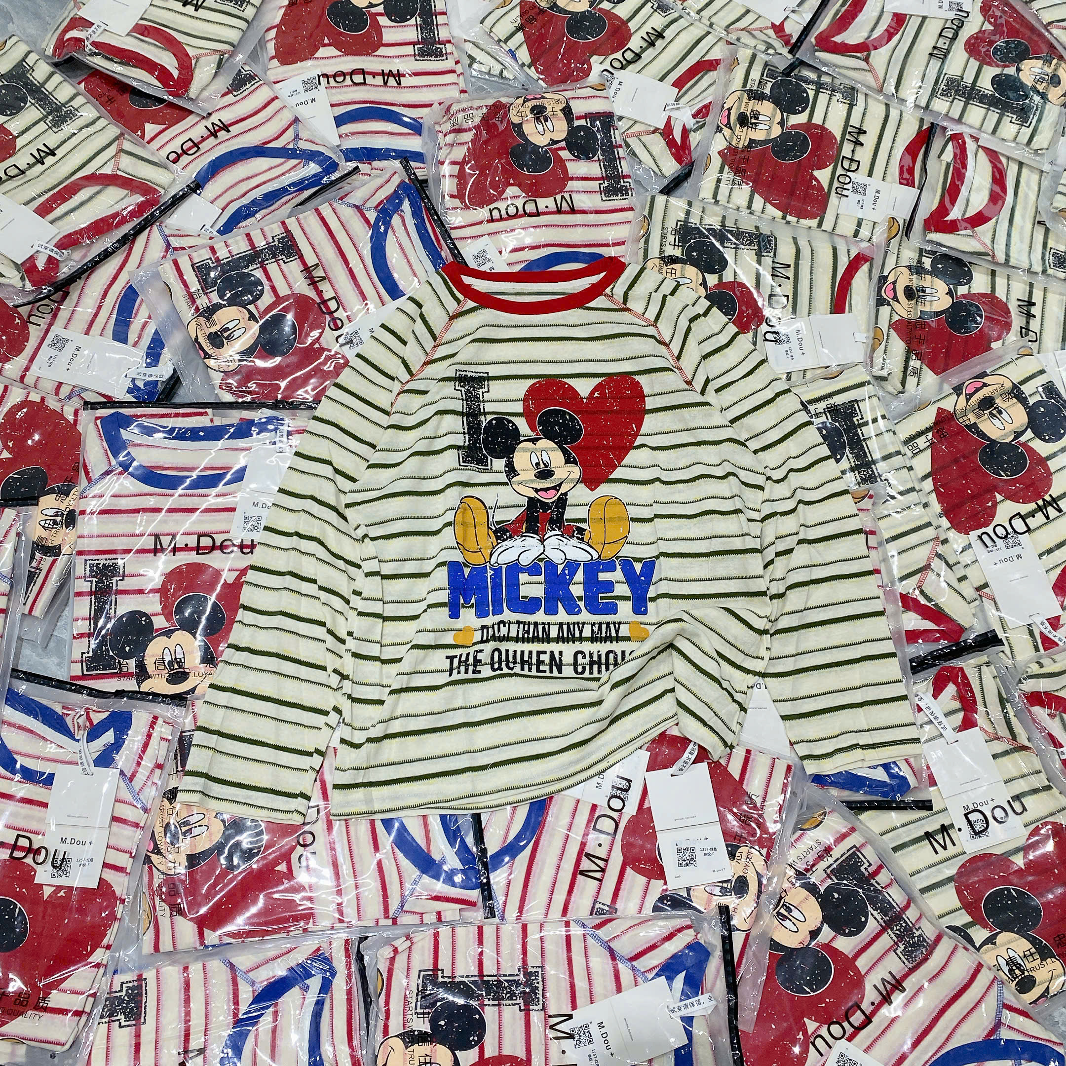 B568 - ÁO THUN GIẤY KẺ MICKEY