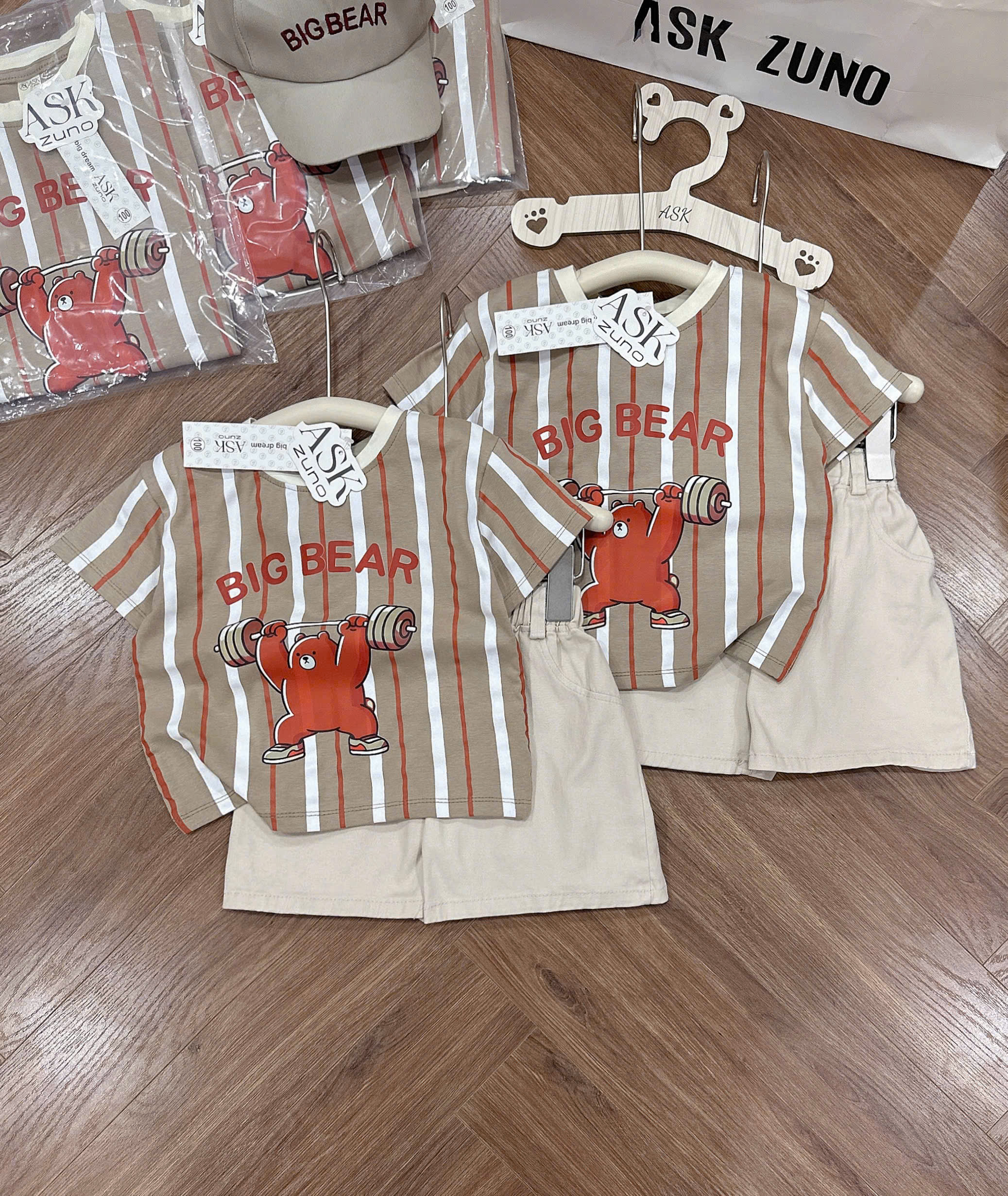 XẢ B575 - SET BỘ BIG BEAR KẺ KÈM MŨ