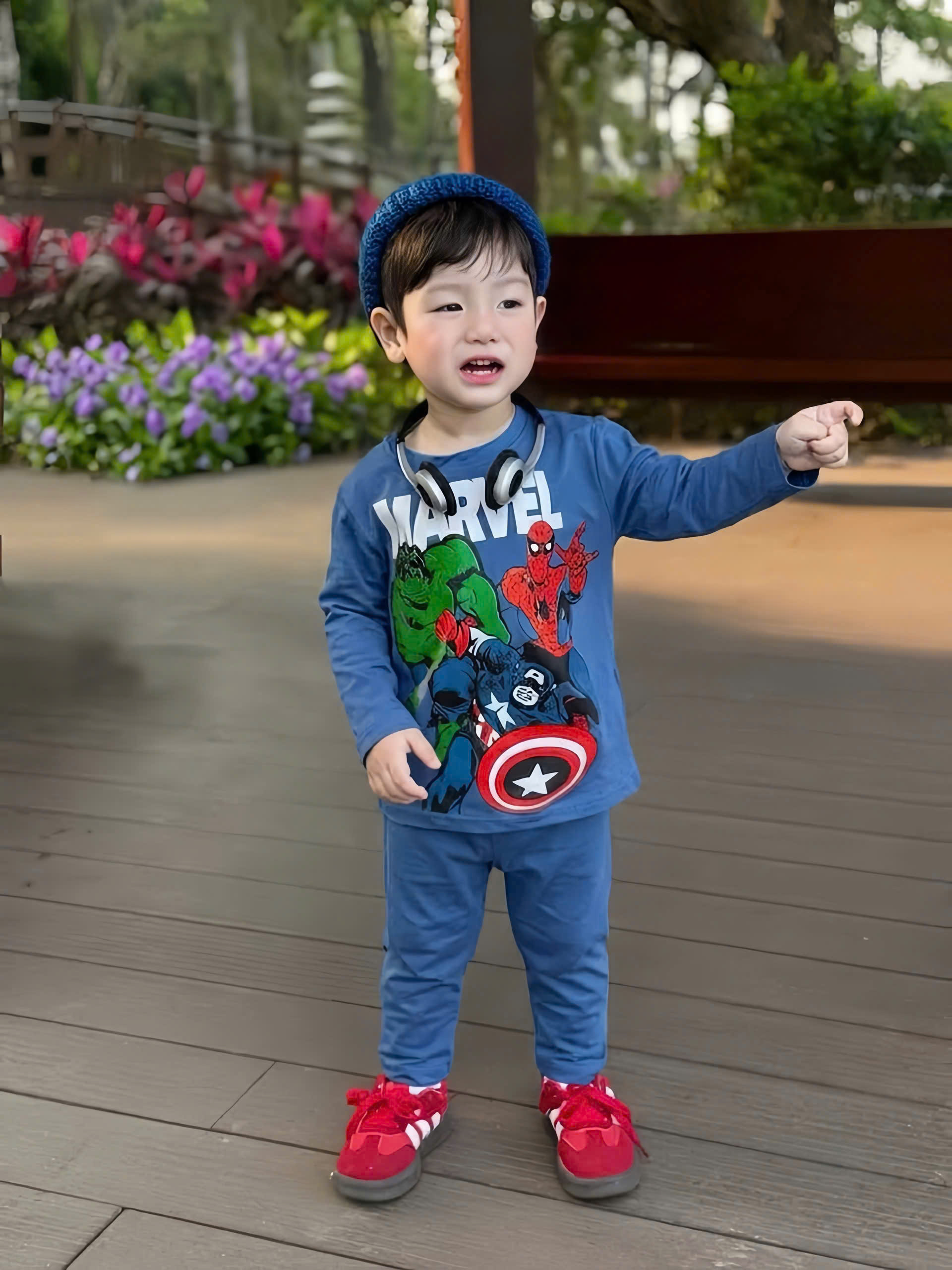 B587 - SET 2 BỘ MARVEL XANH TRẮNG