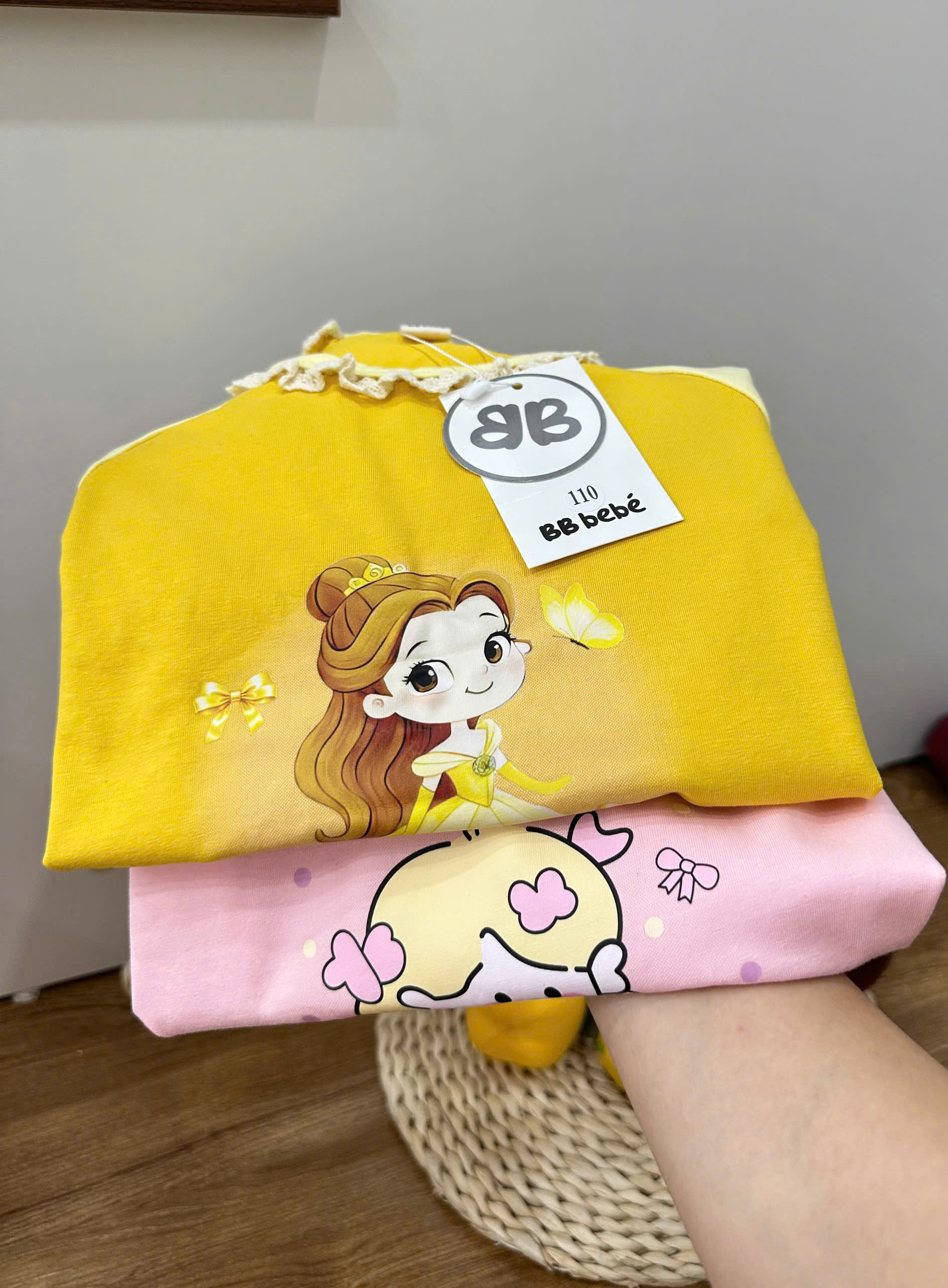 B975 - SET 2 BỘ CÔNG CHÚA ELSA HỒNG VÀNG
