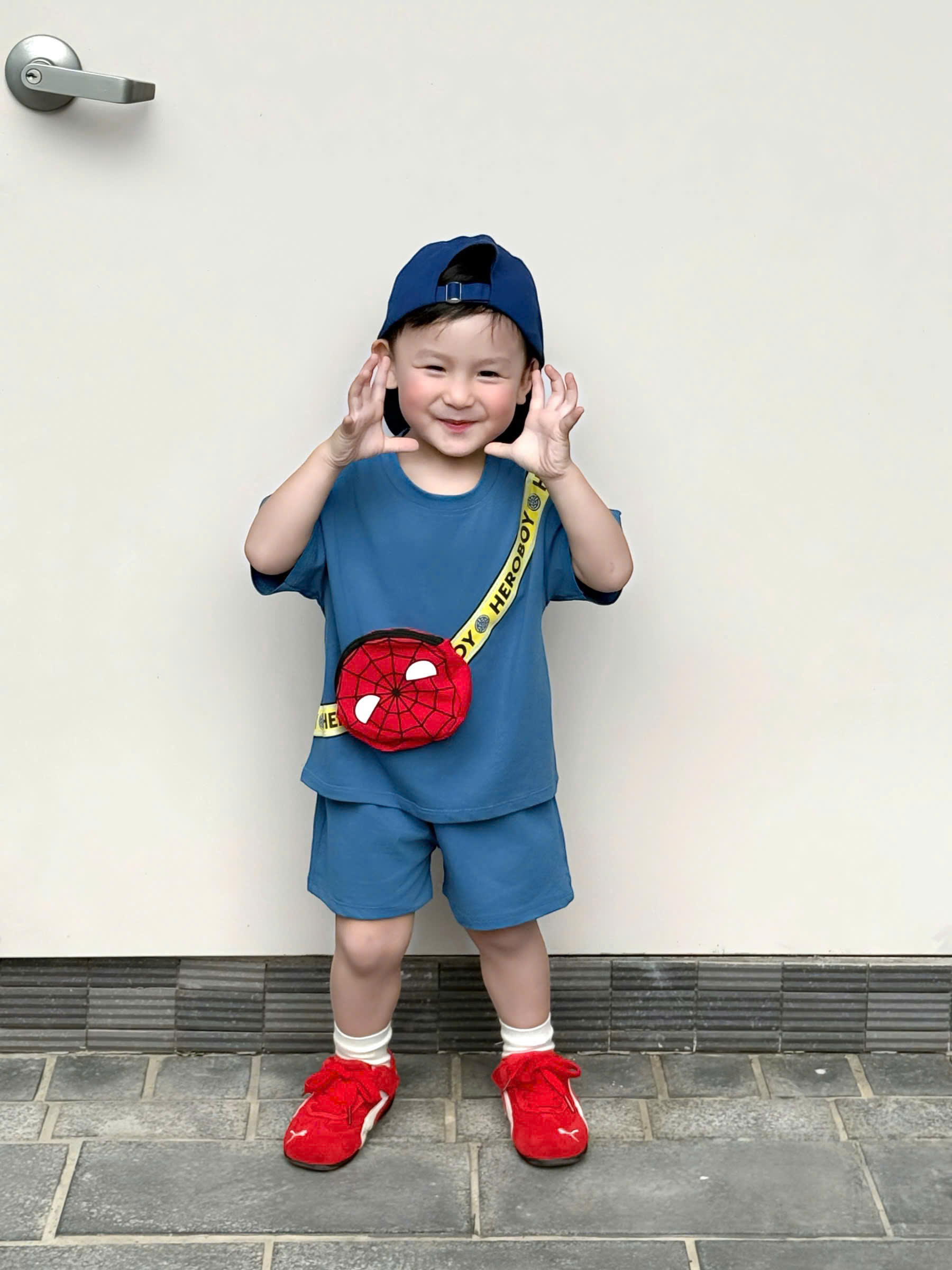 XẢ C142 - BỘ ĐÙI SPIDERMAN XANH