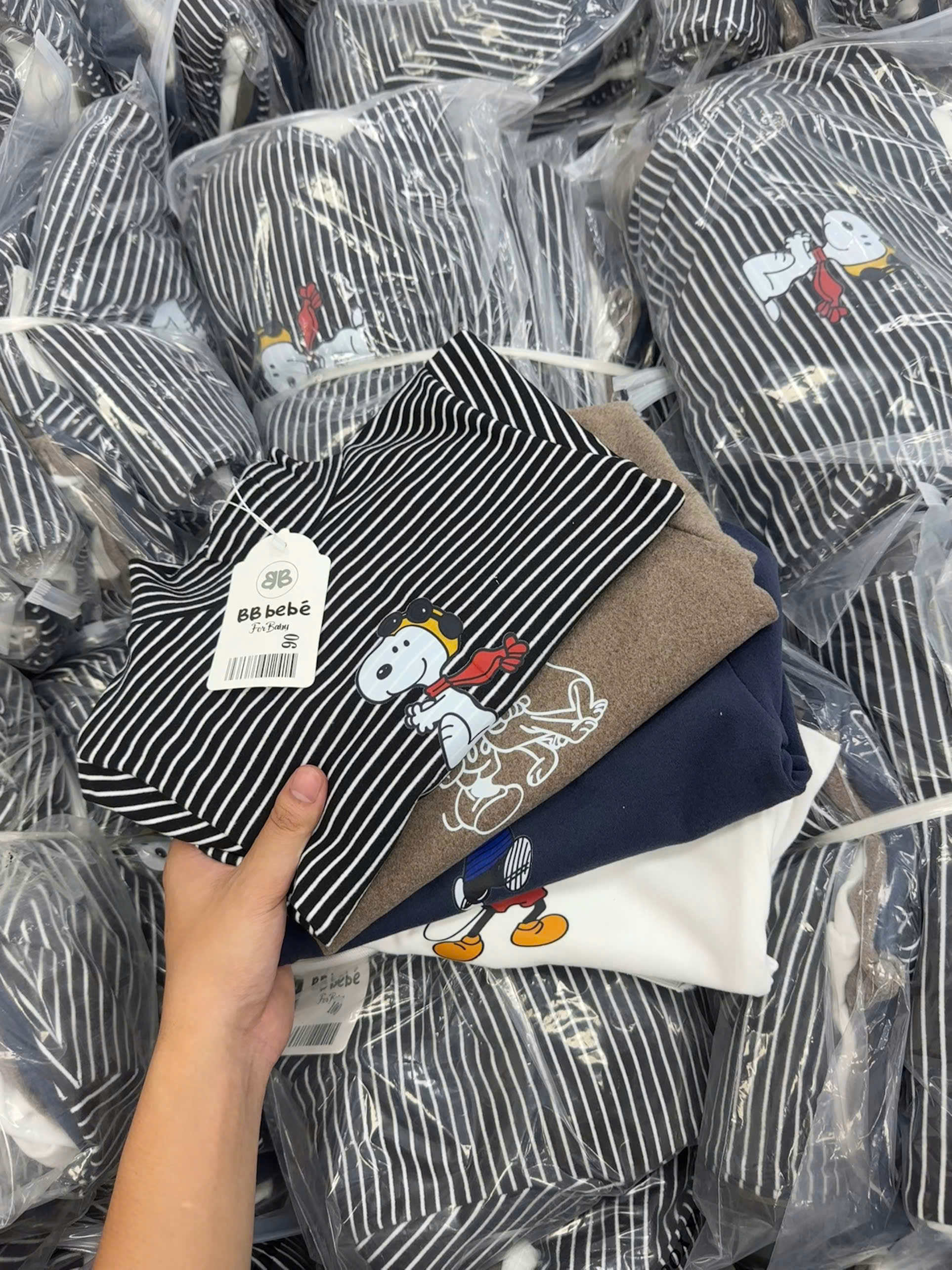 C182 - SET 4 ÁO CAO CỔ HOẠT HÌNH