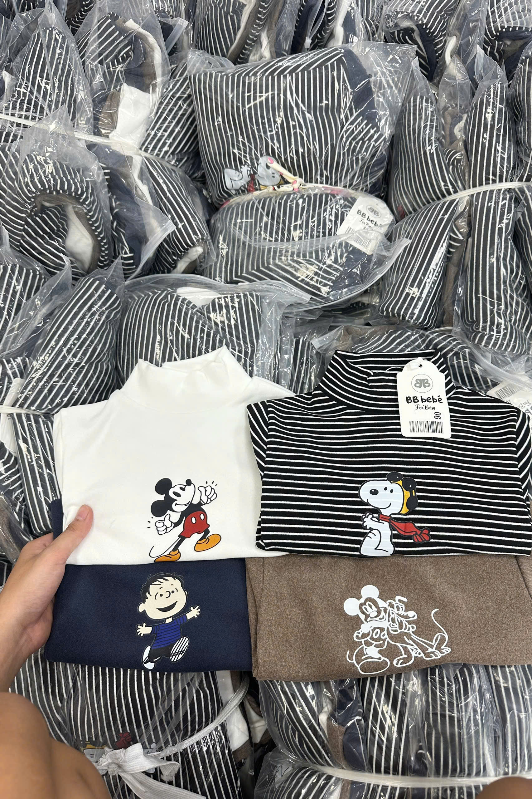 C182 - SET 4 ÁO CAO CỔ HOẠT HÌNH