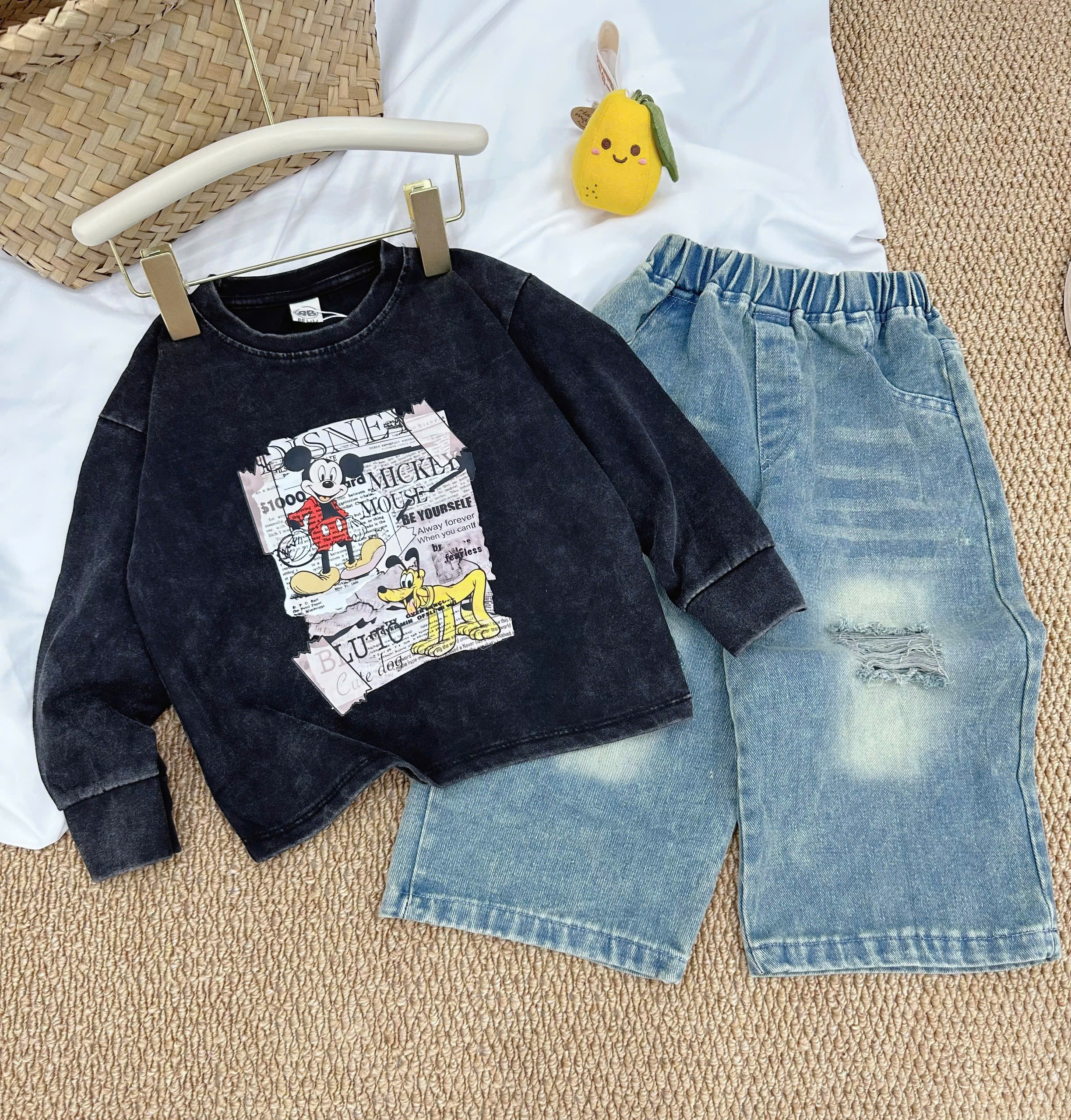 C209 - SET ÁO LOANG MICKEY QUẦN BÒ