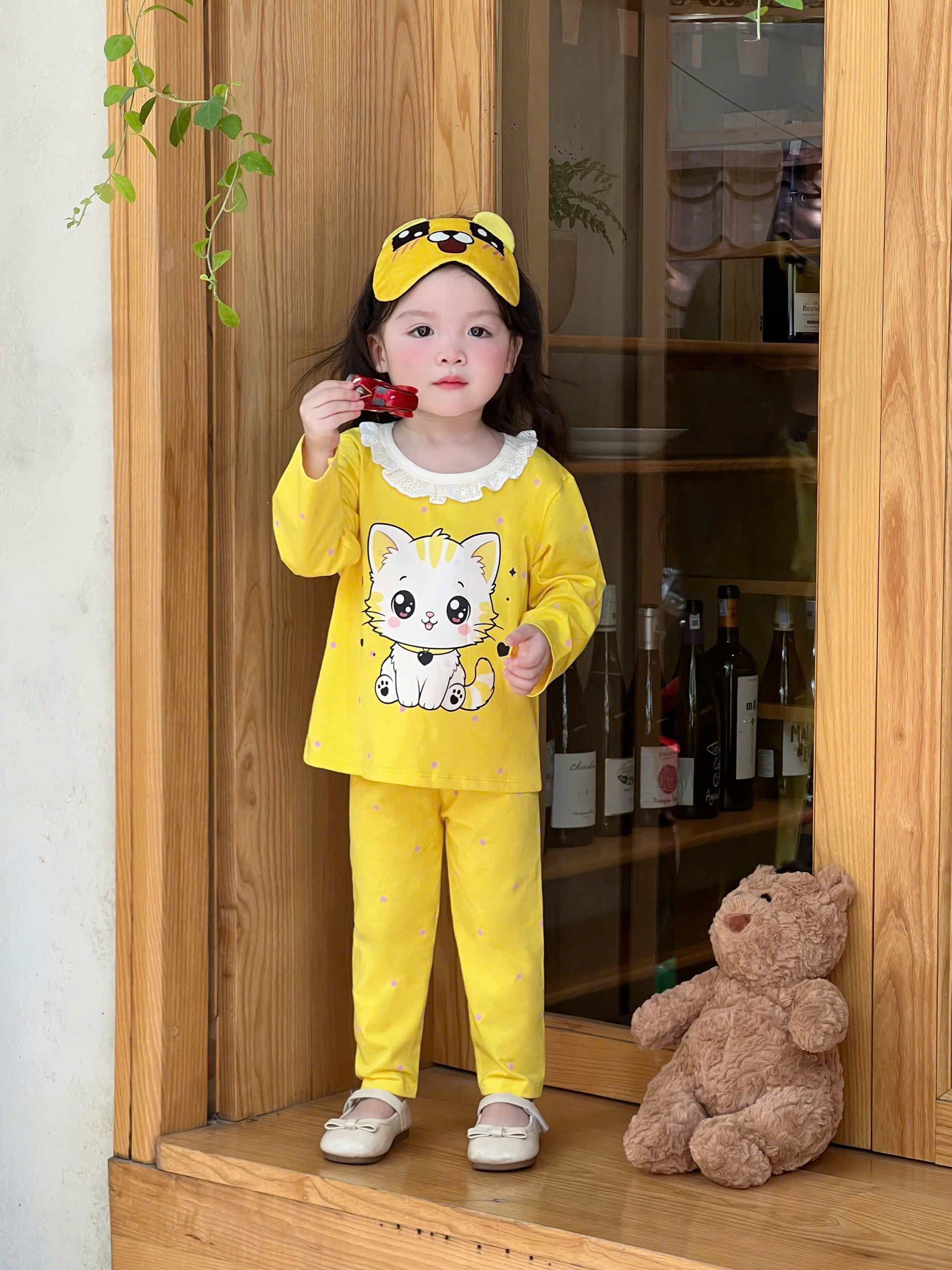 C229 - SET 2 BỘ MÈO VÀNG BÉ GÁI