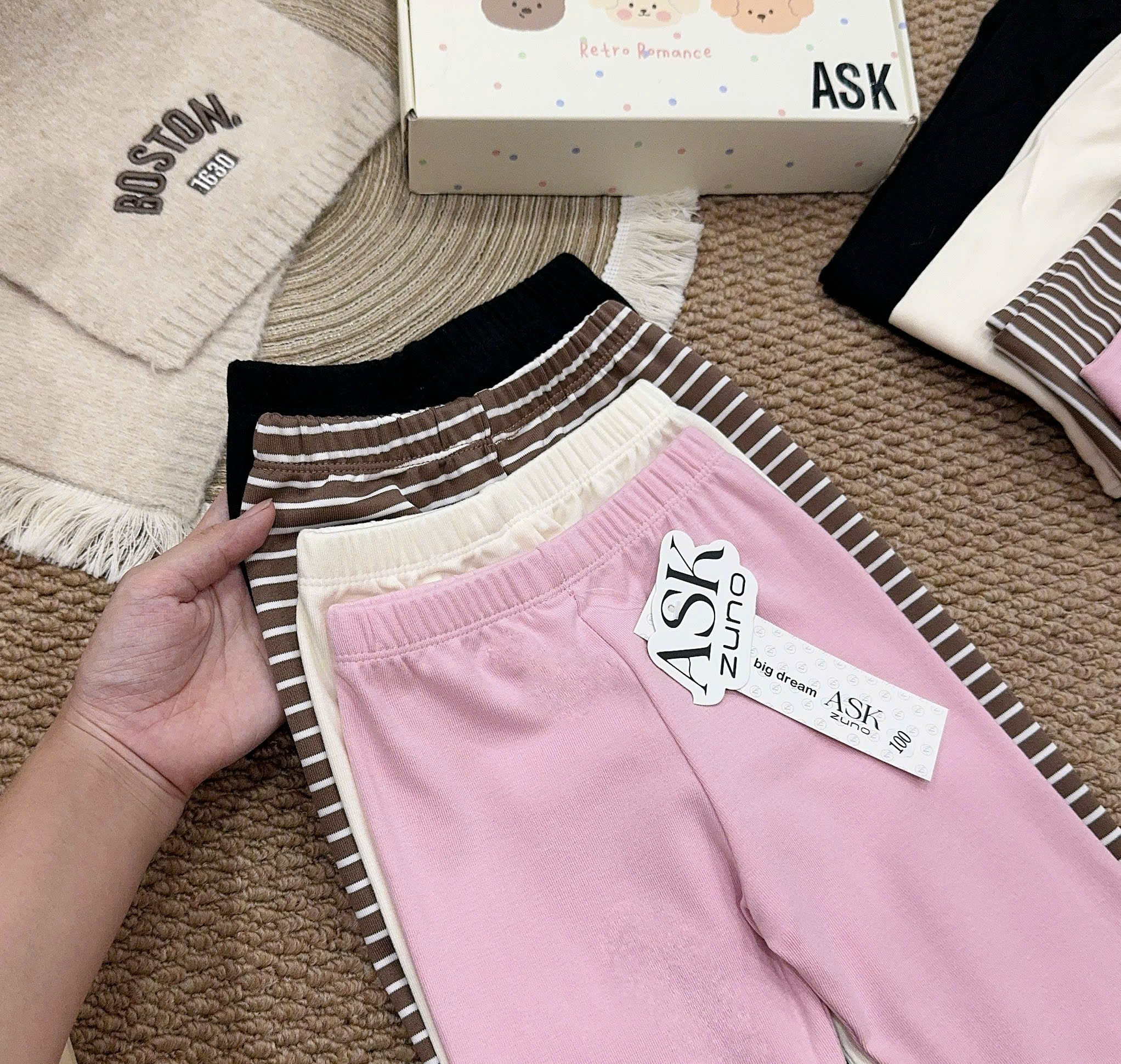 C373 - SET 4 QUẦN LEGGING HỒNG KẺ ĐEN BE
