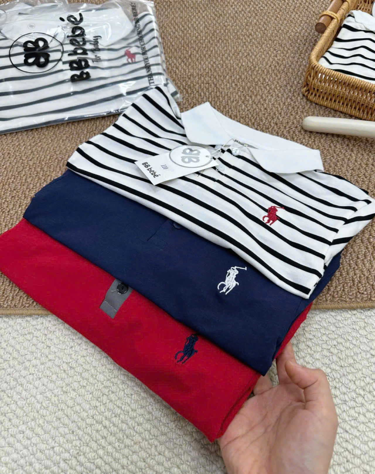 C402 - SET 3 ÁO CỔ TRỤ KẺ THAN ĐỎ