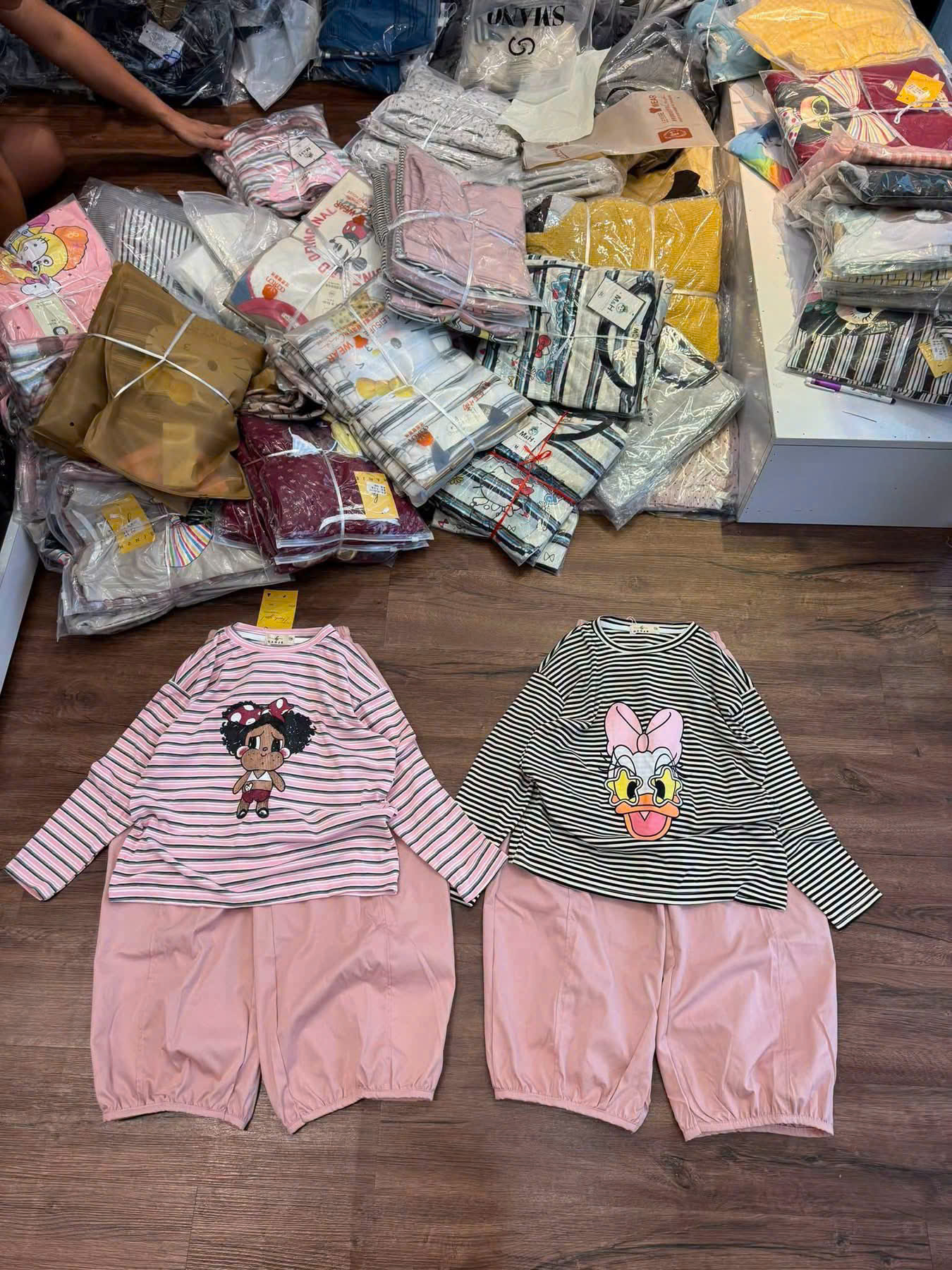 C408 - BỘ ÁO ZIP HÀN QUẦN KAKI MỀM