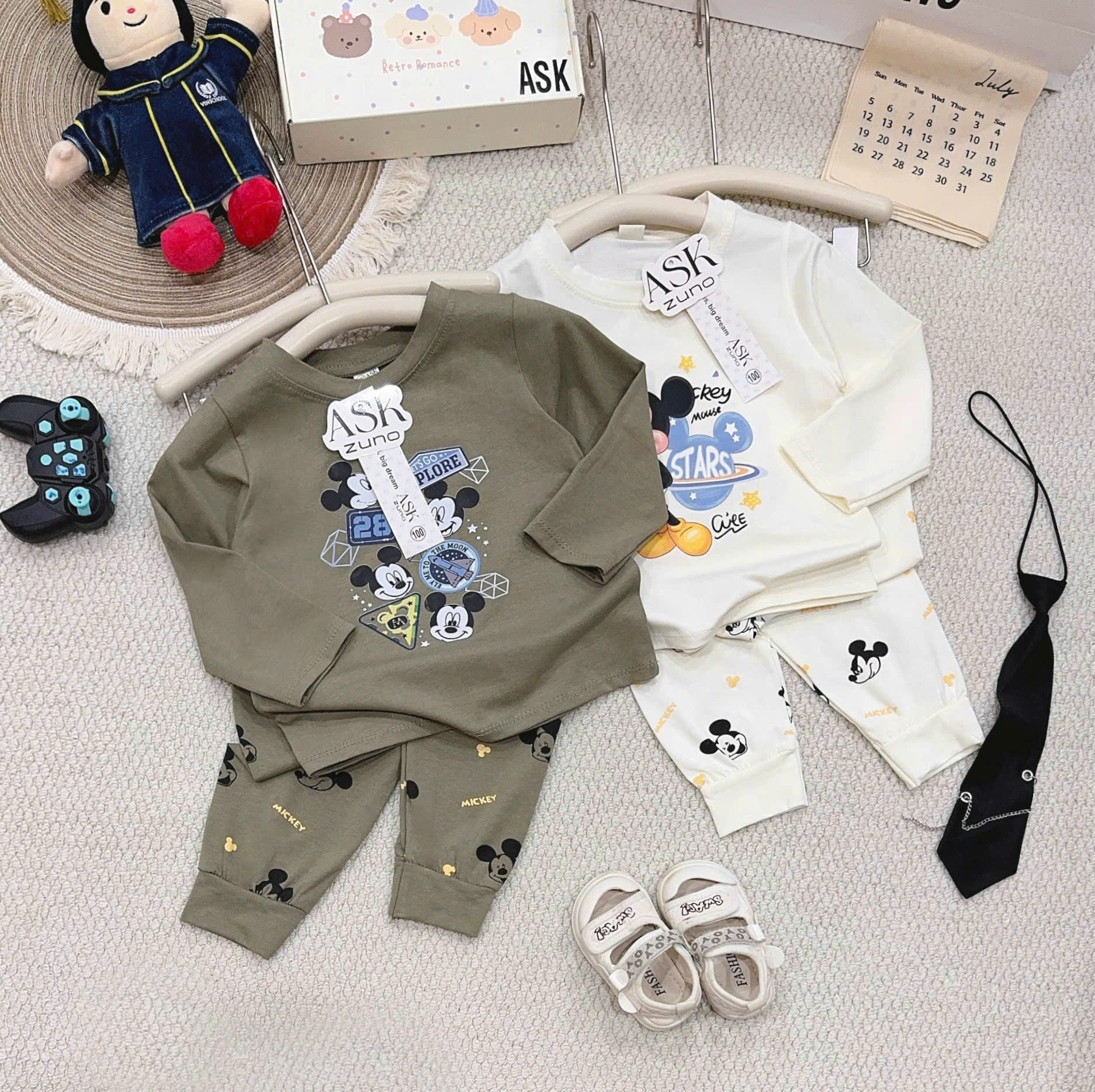 C91 - SET 2 BỘ MICKEY BE RÊU