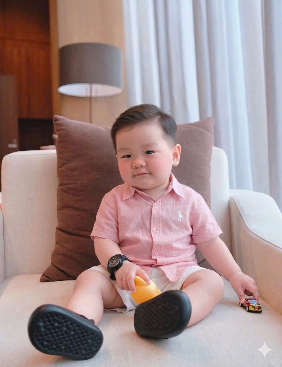A447 - SET SƠ MI HỒNG NGỰA QUẦN ĐŨI TRẮNG
