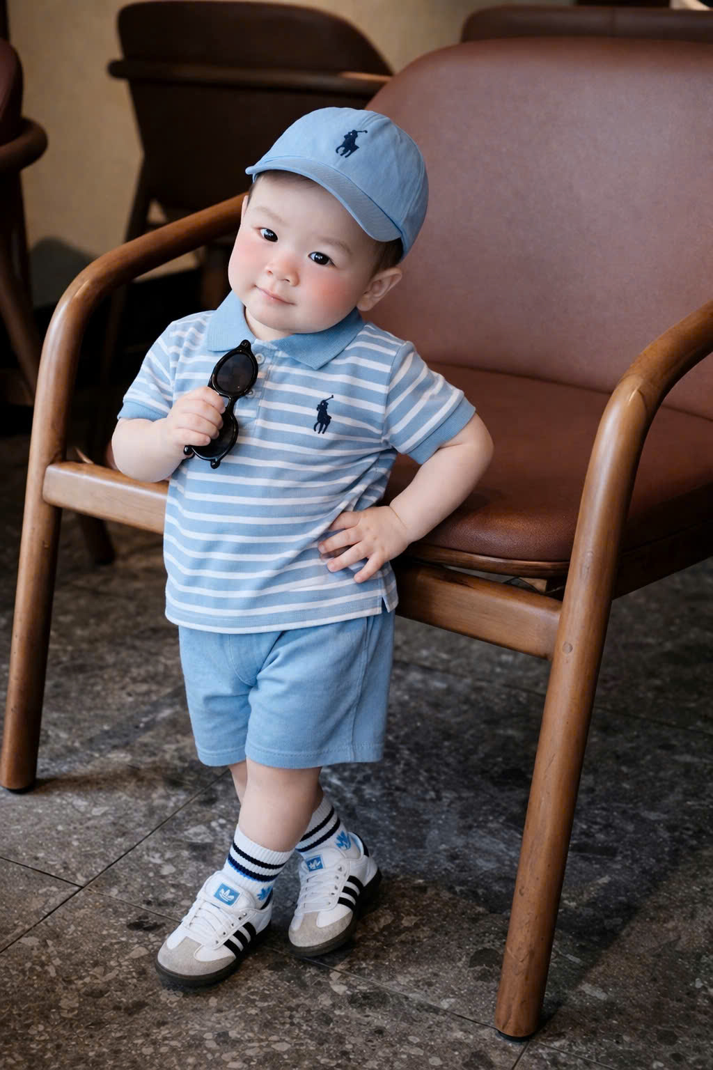 XẢ A485 - SET ÁO POLO KẺ XANH THÊU NGỰA QUẦN KAKI
