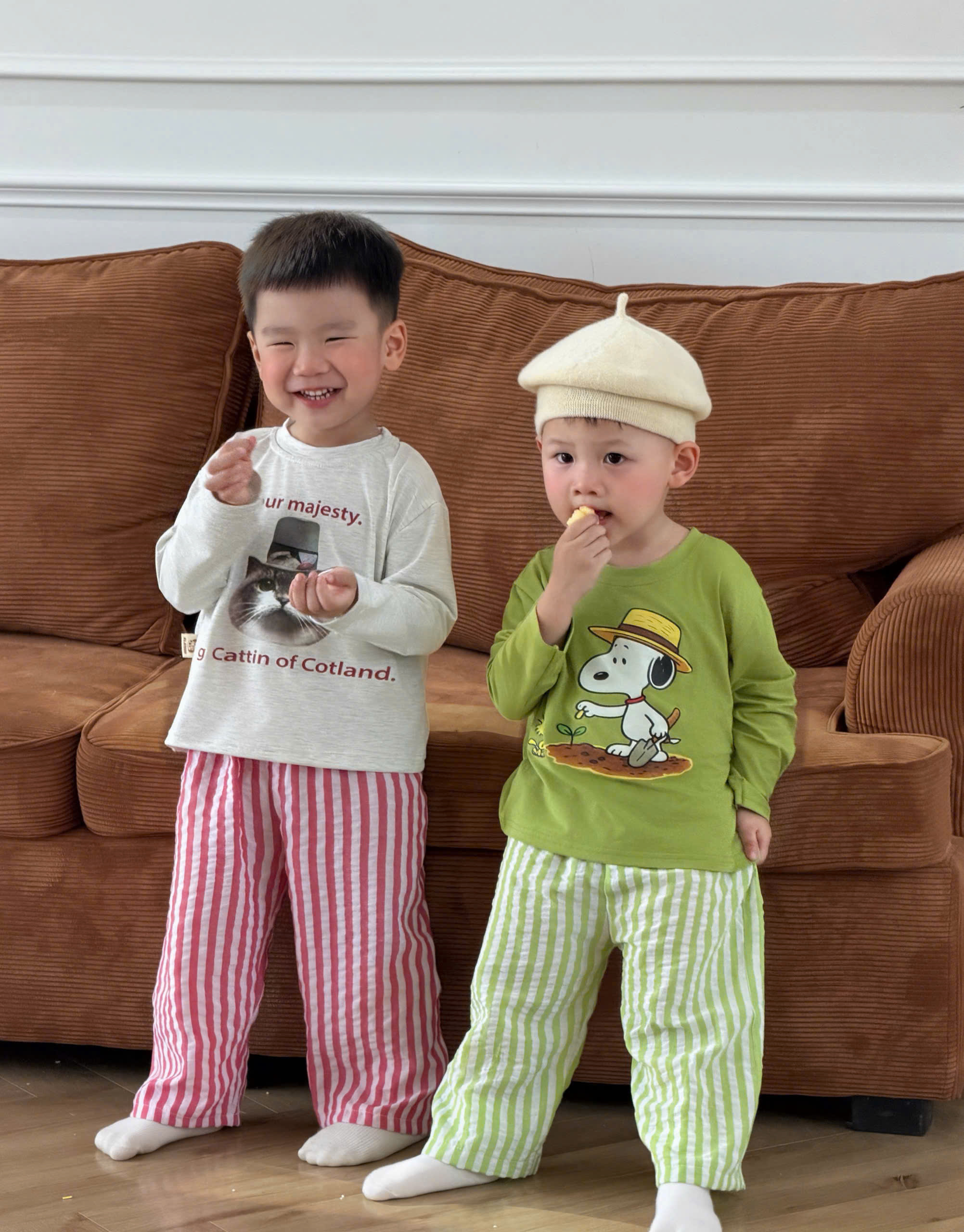 GOM A578 - SET BỘ HOẠT HÌNH QUẦN KẺ