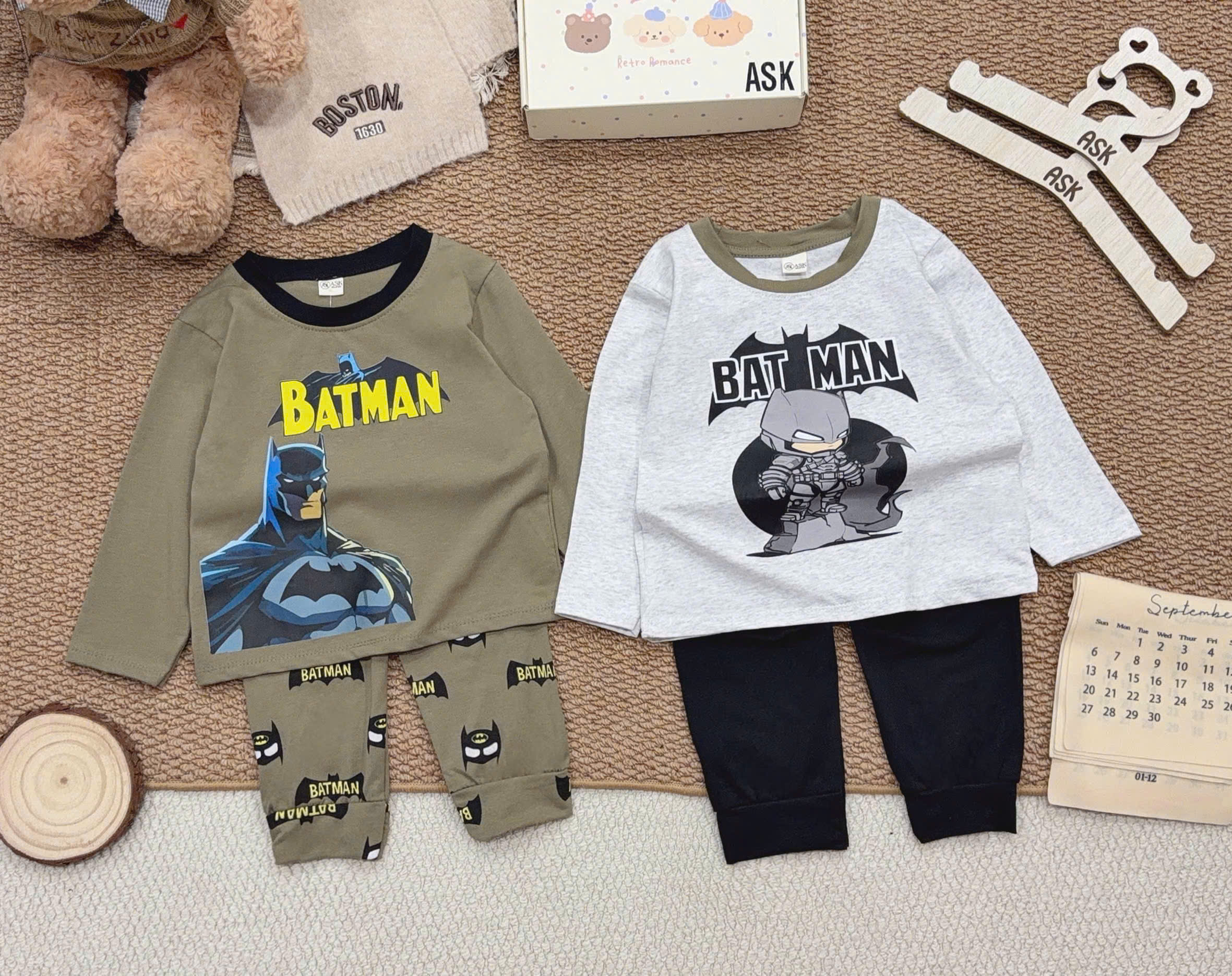 A671 - SET 2 BỘ BATMAN RÊU GHI