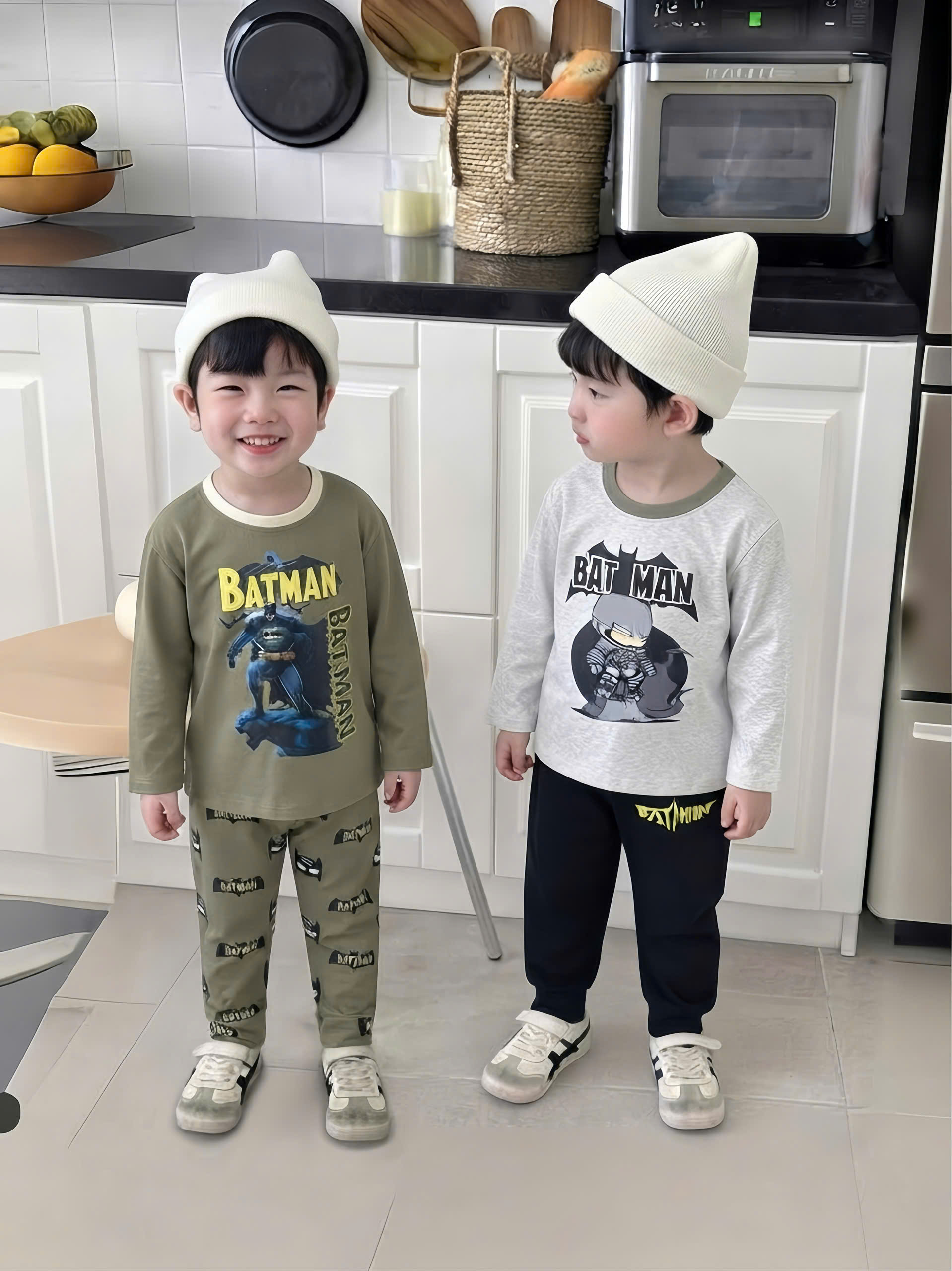 A671 - SET 2 BỘ BATMAN RÊU GHI