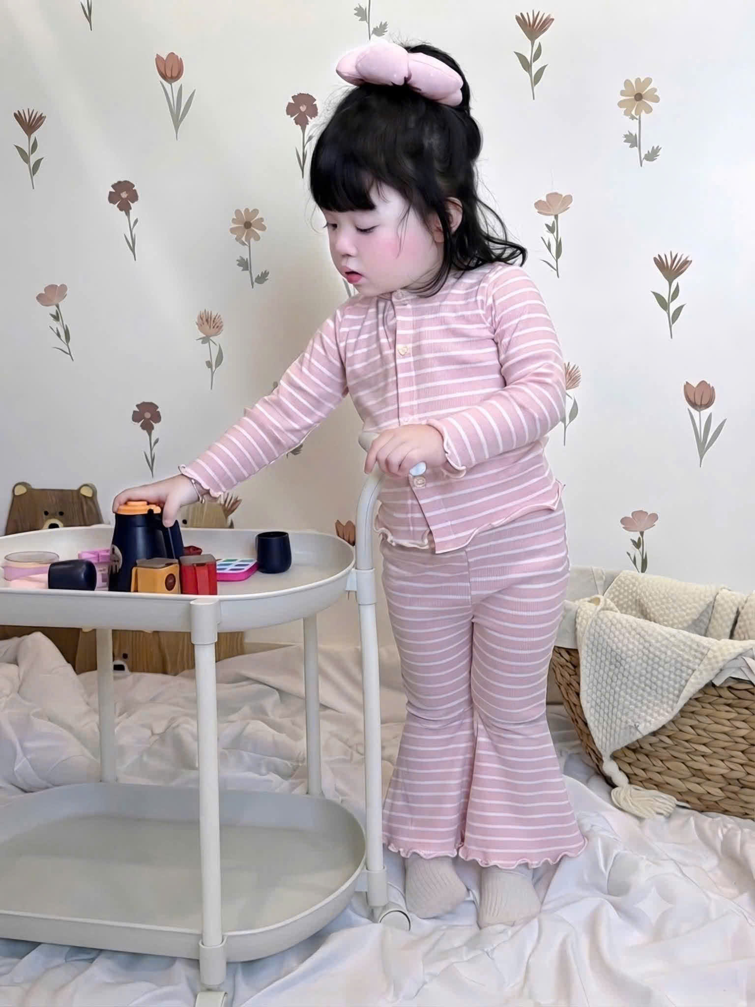 GOM A696 - SET 2 BỘ TONE HỒNG HOA KẺ