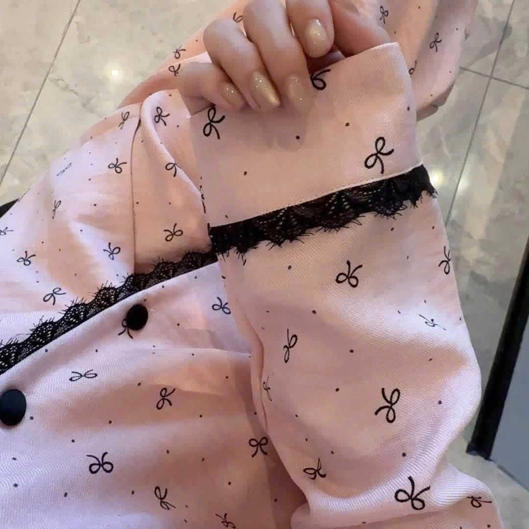 GOM A697 - SET BỘ PIJAMA HOA NHÍ VIỀN REN ĐEN
