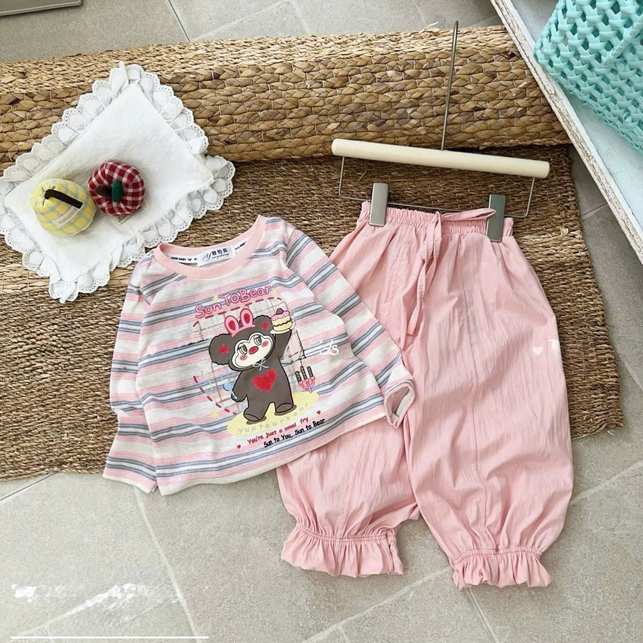 GOM A868 - SET ÁO PHÔNG GIẤY QUẦN BÈO