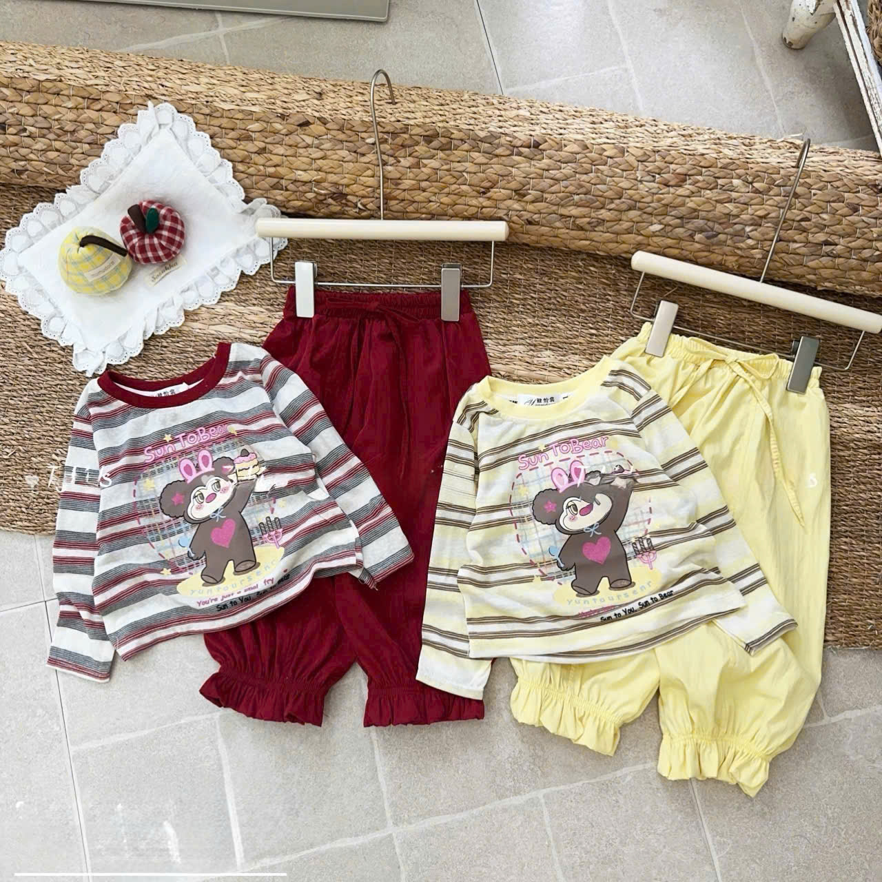 GOM A868 - SET ÁO PHÔNG GIẤY QUẦN BÈO