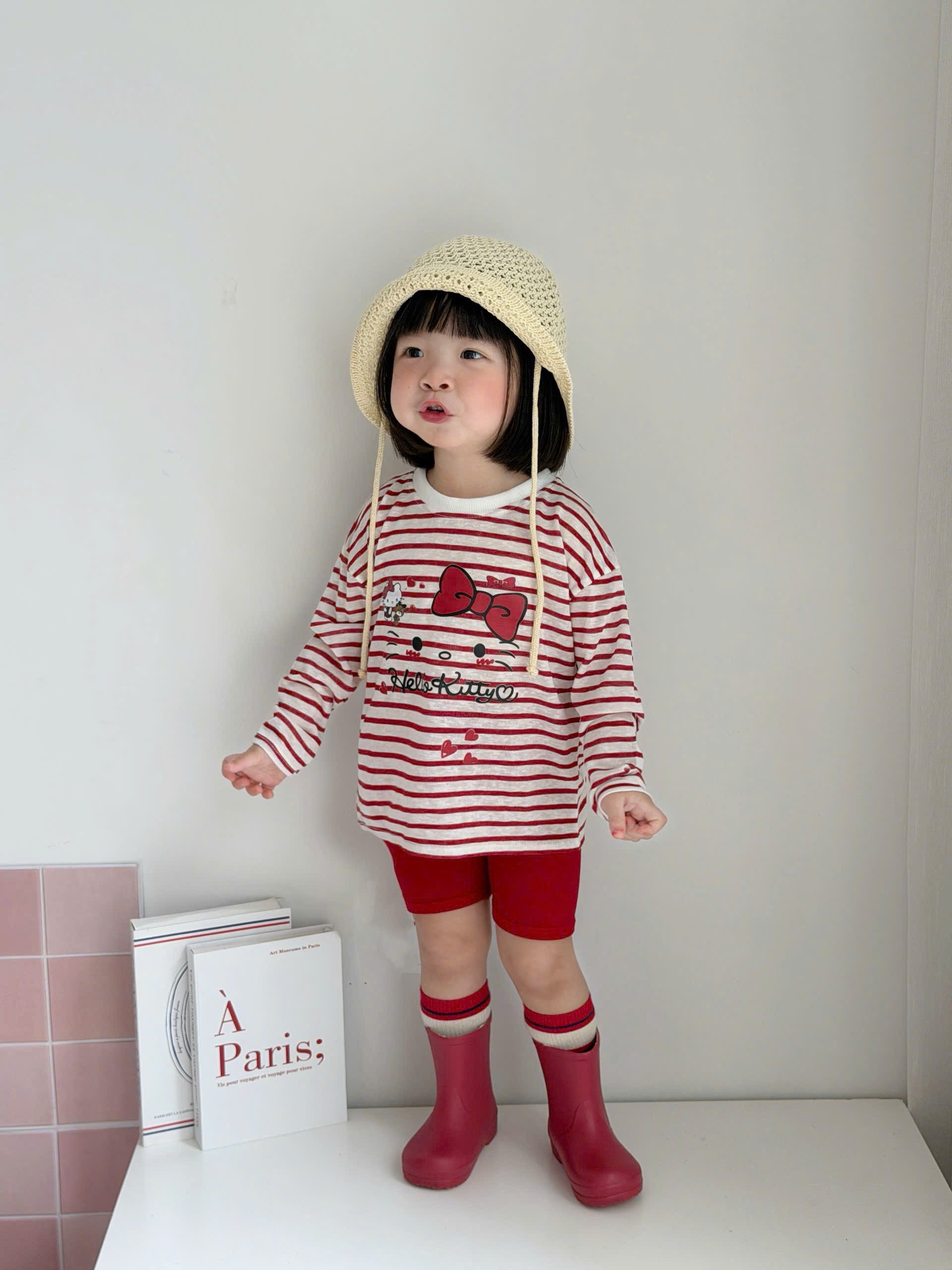 GOM B160 - SET ÁO KẺ KITTY QUẦN ĐỎ