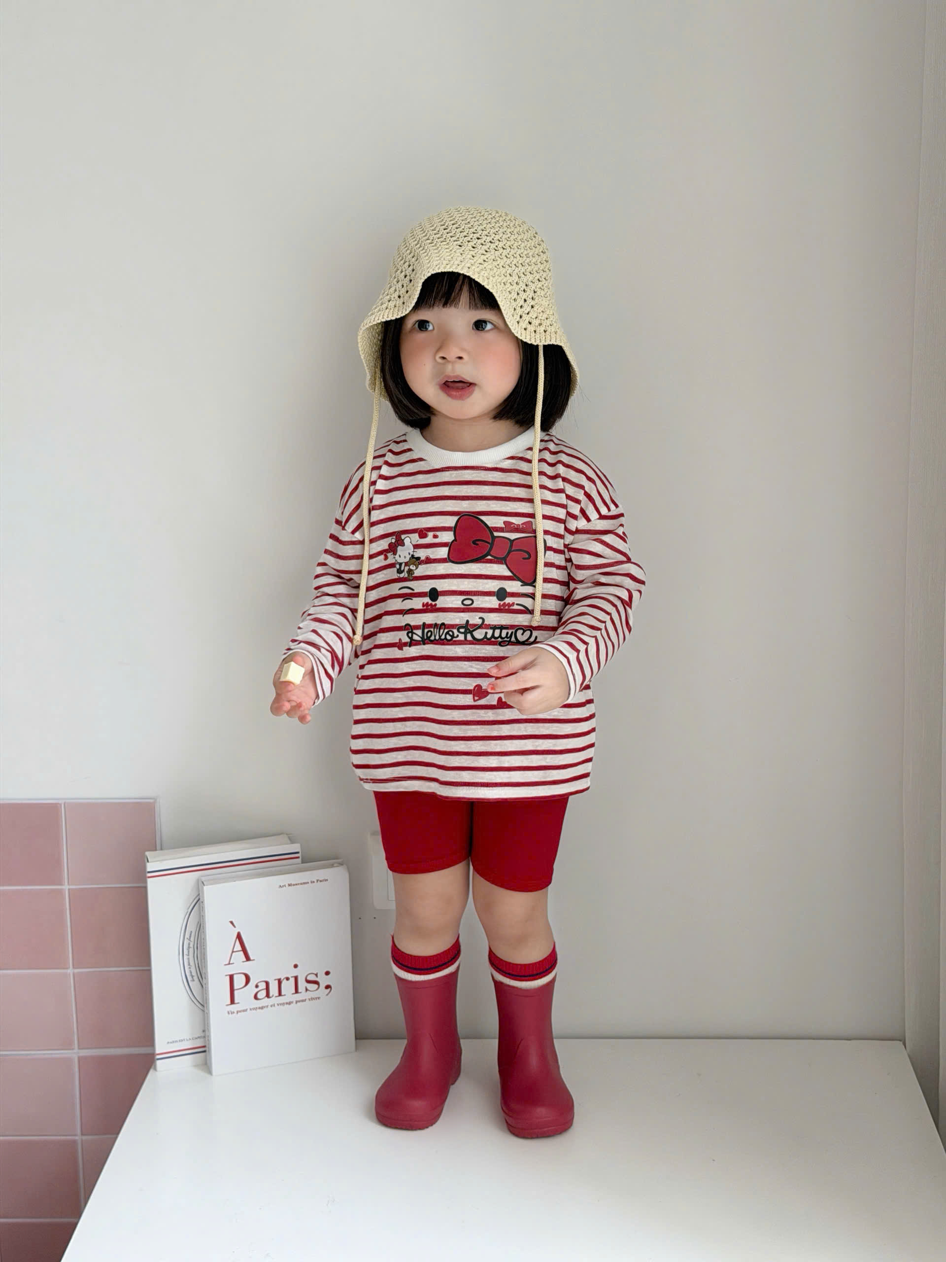 GOM B160 - SET ÁO KẺ KITTY QUẦN ĐỎ