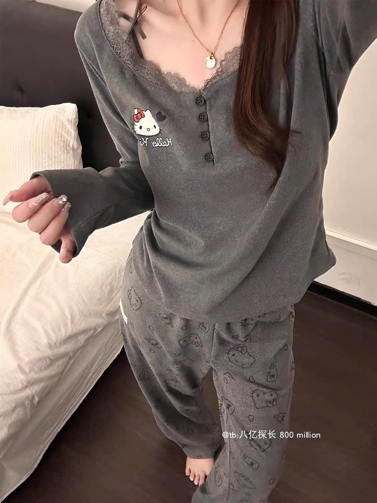 GOM B261 - SET NGỦ HELLO KITTY GHI XÁM
