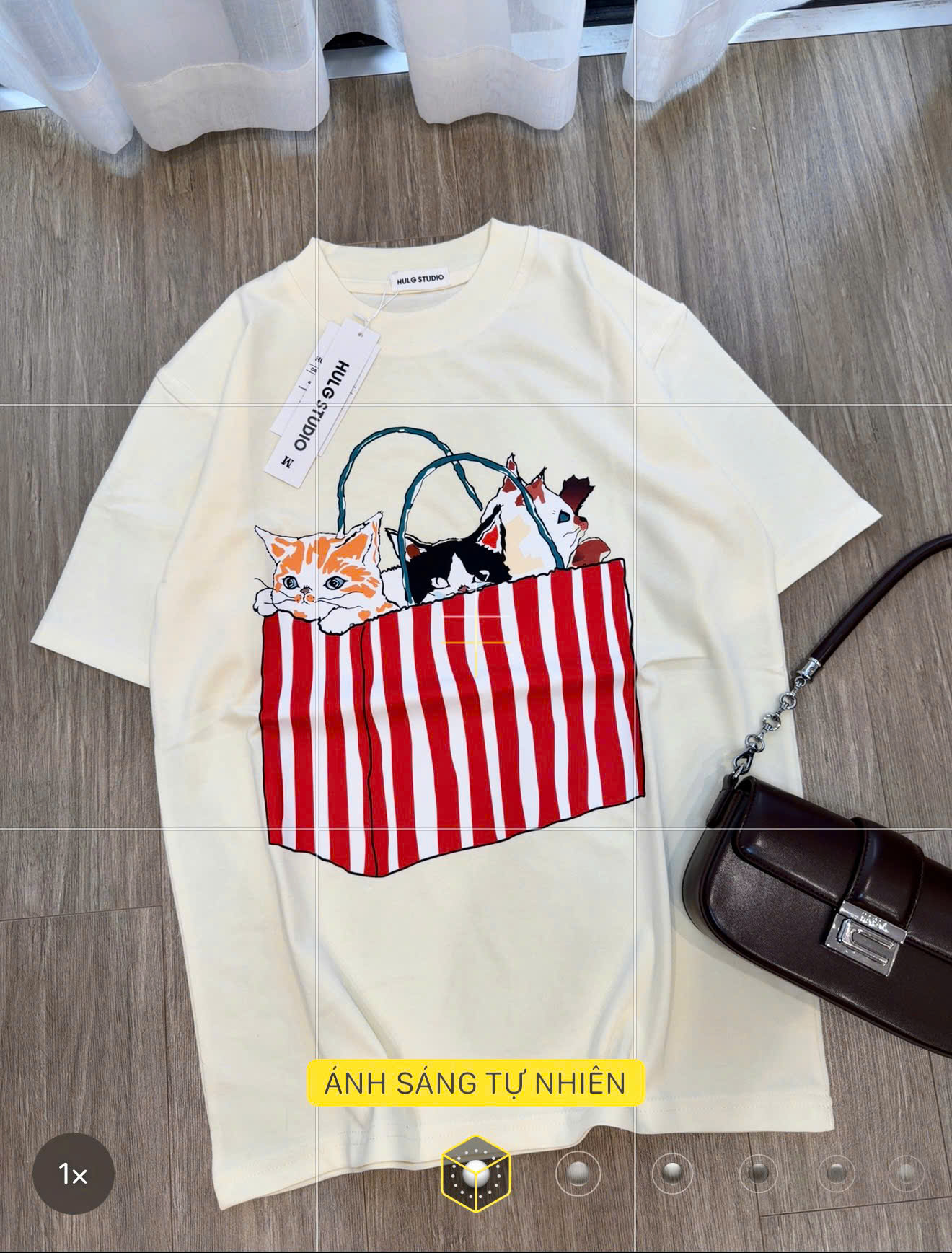 XẢ B287 - ÁO PHÔNG NỮ TRẮNG 3 CON MÈO