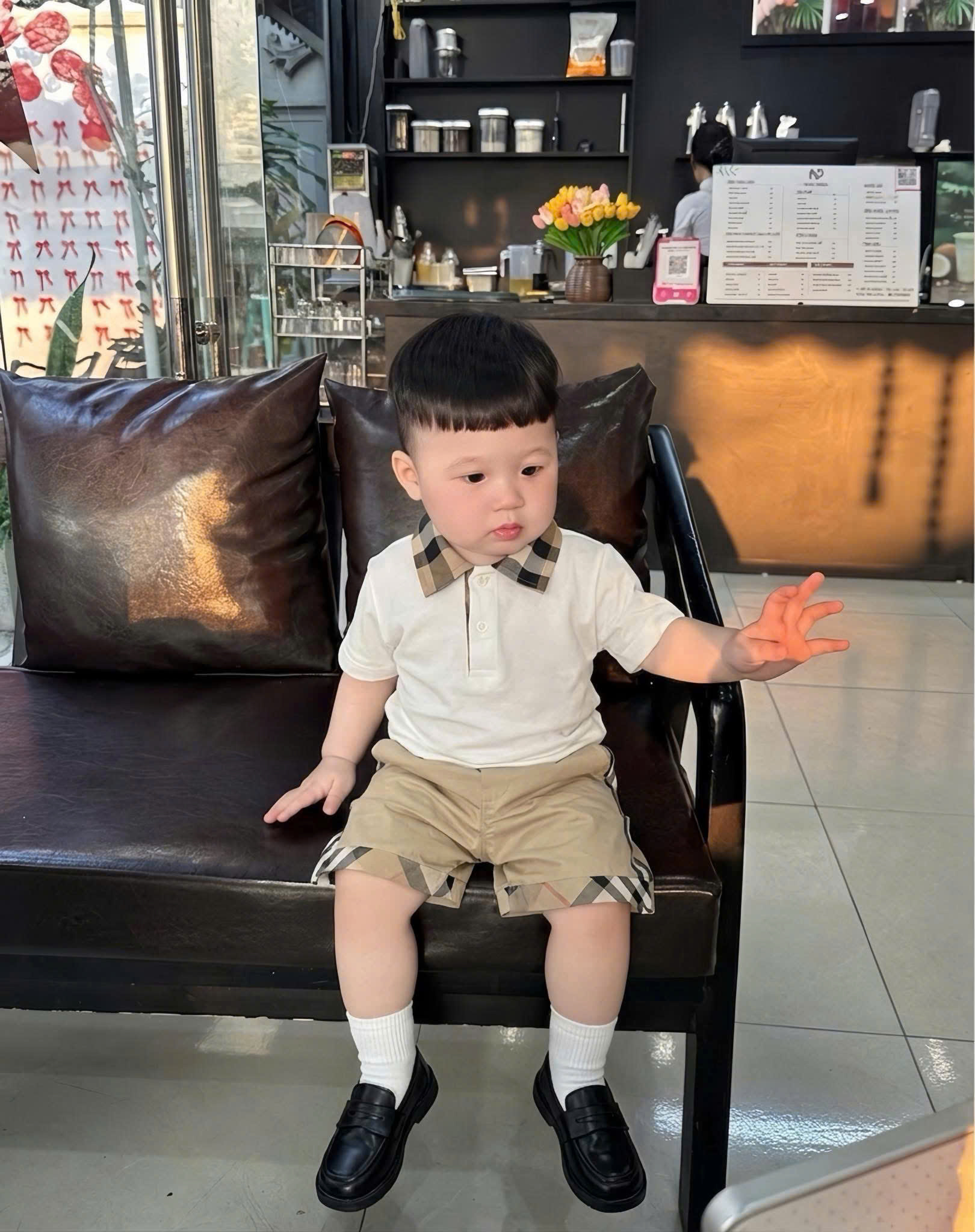 XẢ B299 - SET ÁO POLO TRẮNG B.B.R QUẦN KAKI